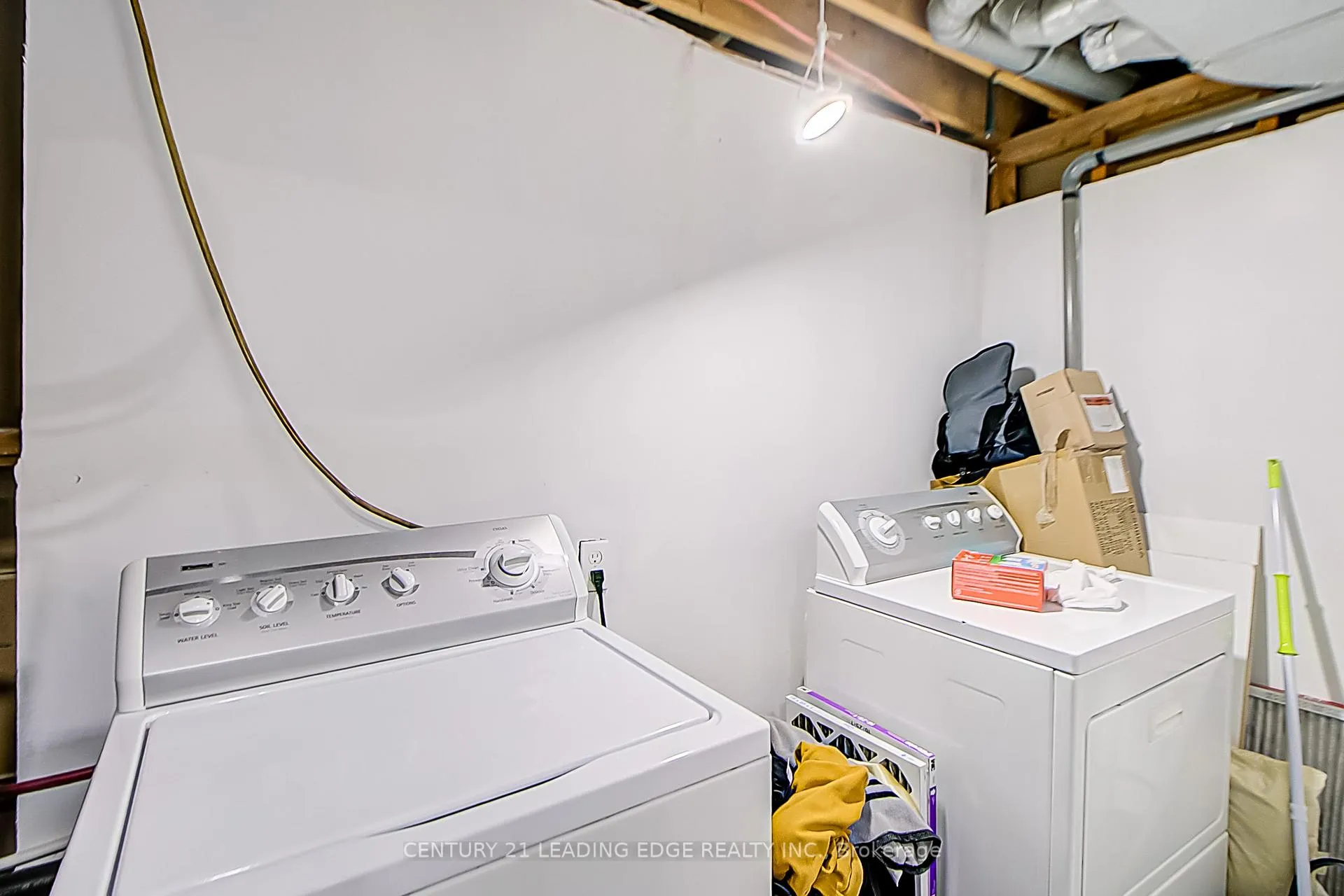 Photo 10 of Unit Lower, 879 Marinet Crescent, Pickering, West Shore — HOMEH