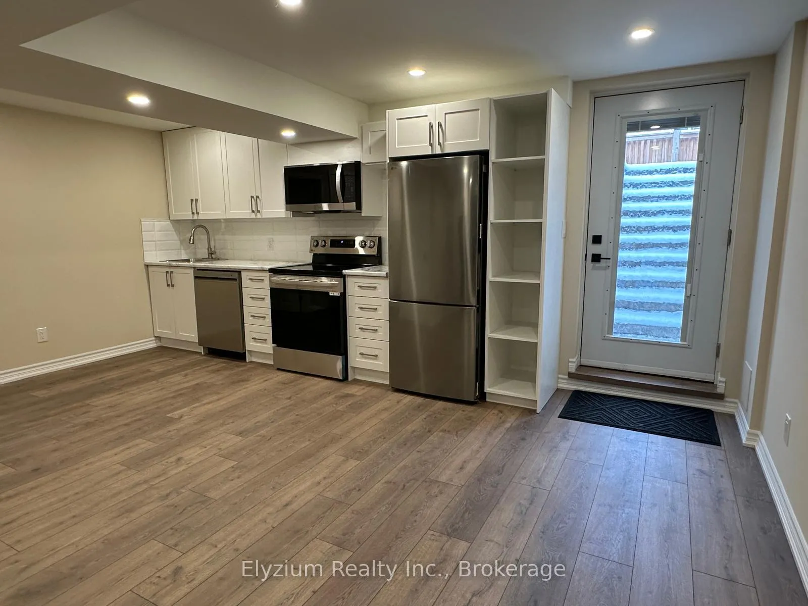 Photo 2 of Unit Lower, 49 Robertson Road, Hamilton, Ancaster — HOMEH