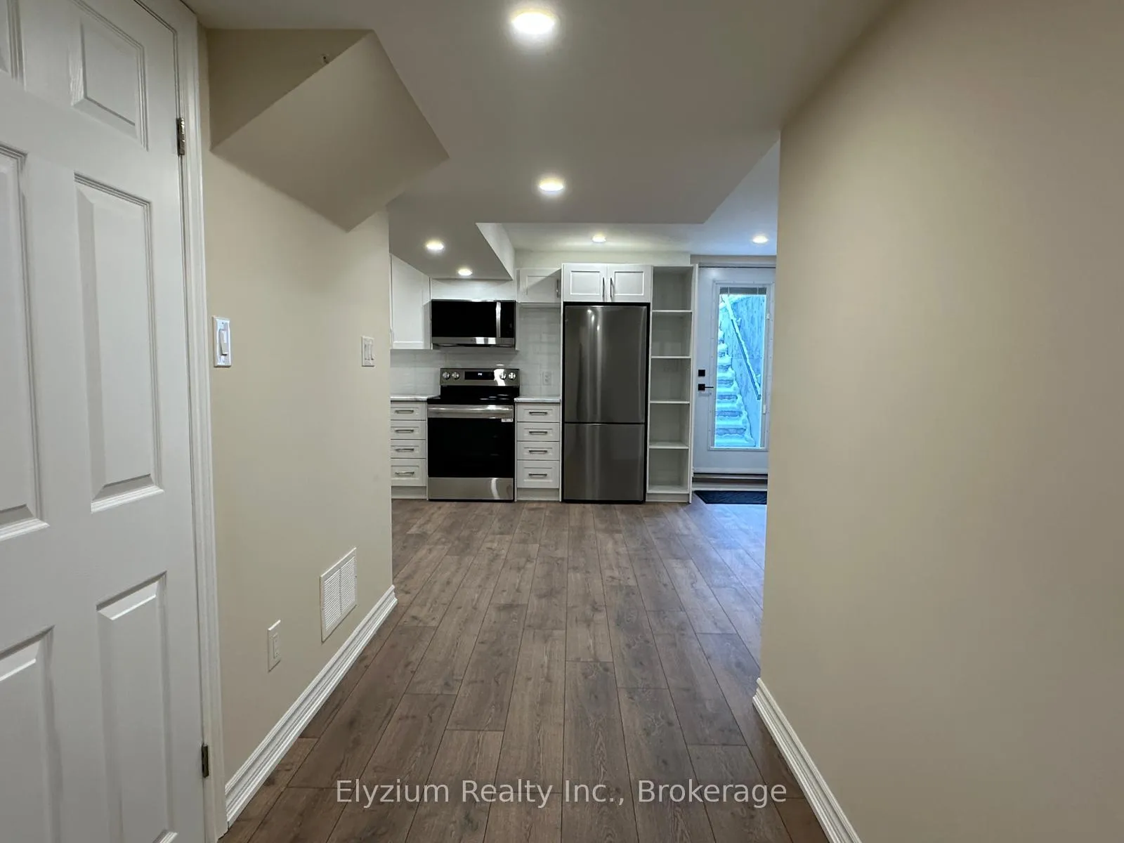 Photo 7 of Unit Lower, 49 Robertson Road, Hamilton, Ancaster — HOMEH