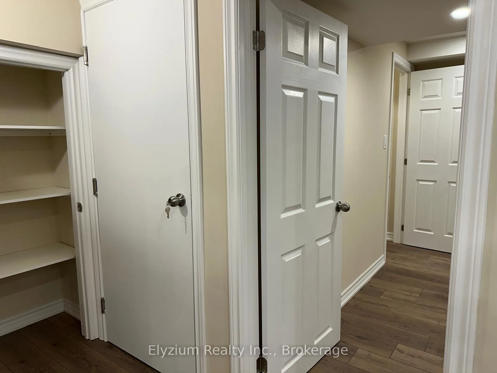 Photo 13 of Unit Lower, 49 Robertson Road, Hamilton, Ancaster — HOMEH