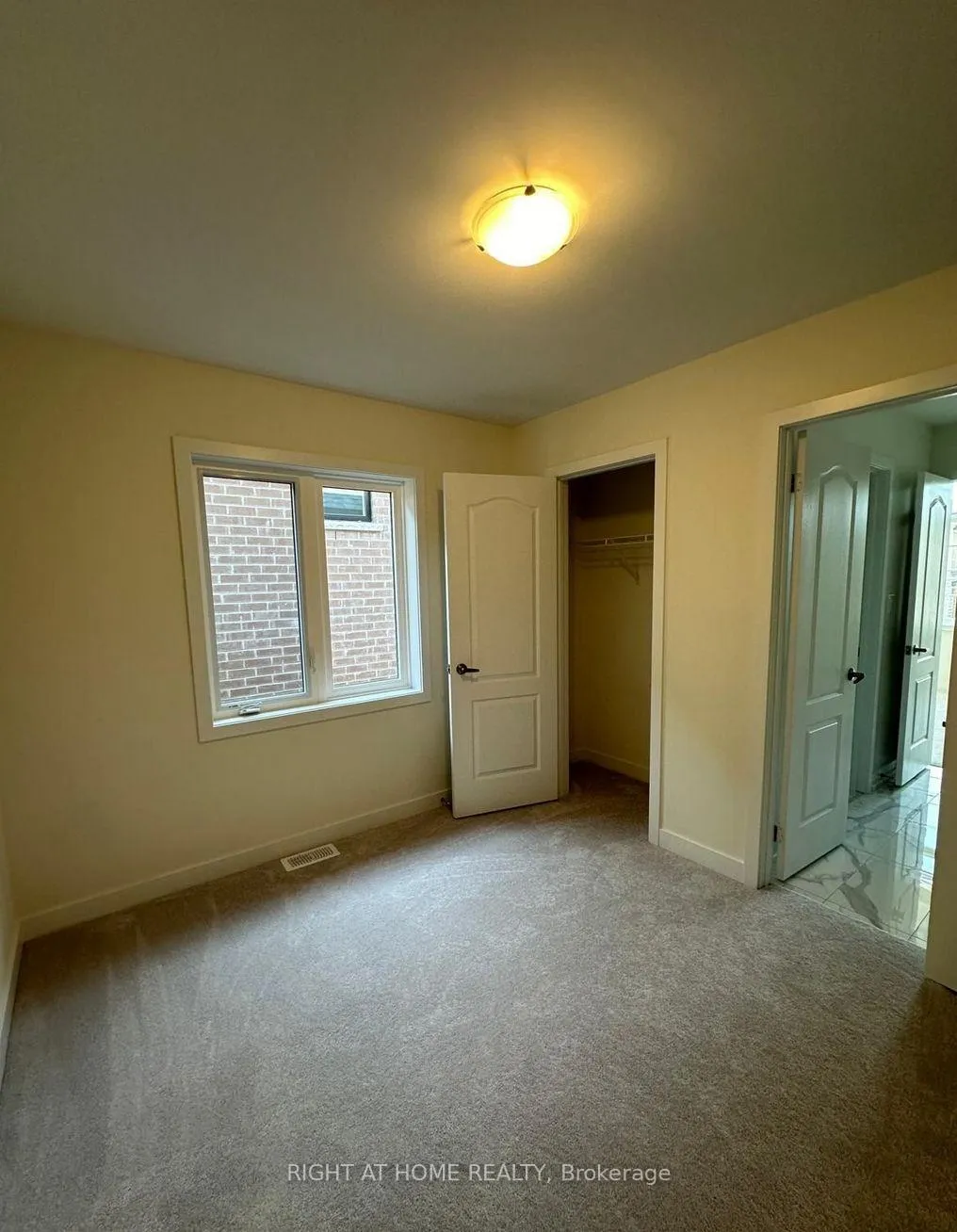 Photo 8 of 916 Rexton Drive, Oshawa, Kedron — HOMEH