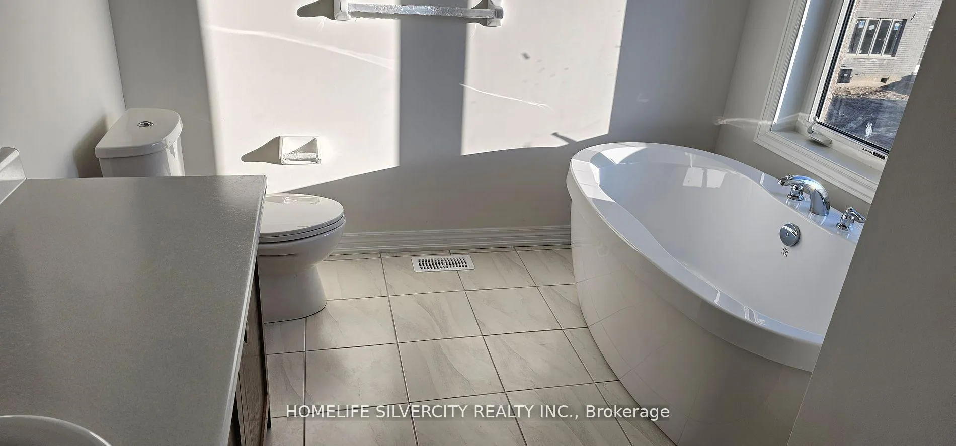 Photo 14 of 463 Black Cherry Crescent, Shelburne — HOMEH
