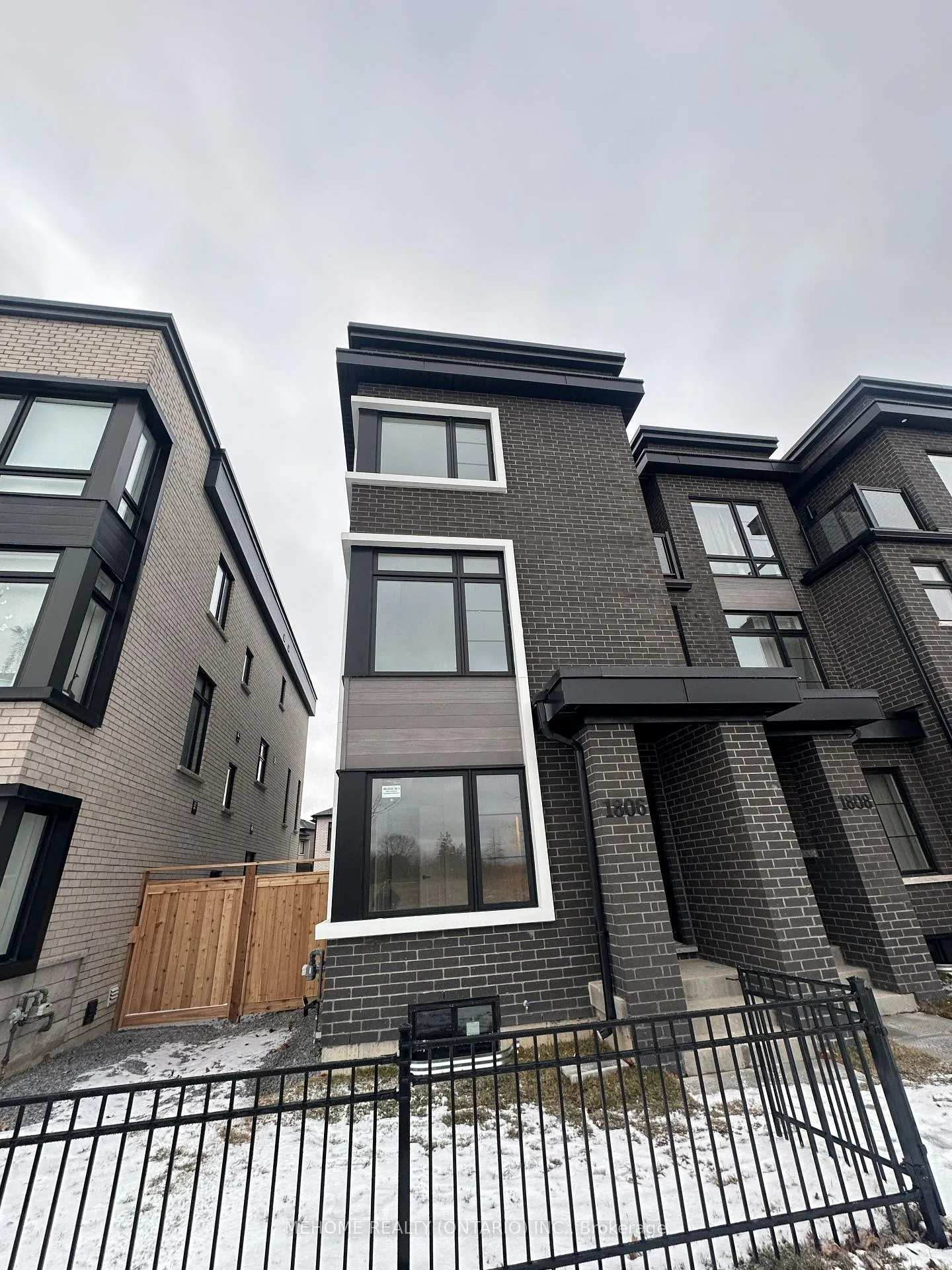 Photo 1 of 1806 Donald Cousens Parkway, Markham, Cornell — HOMEH