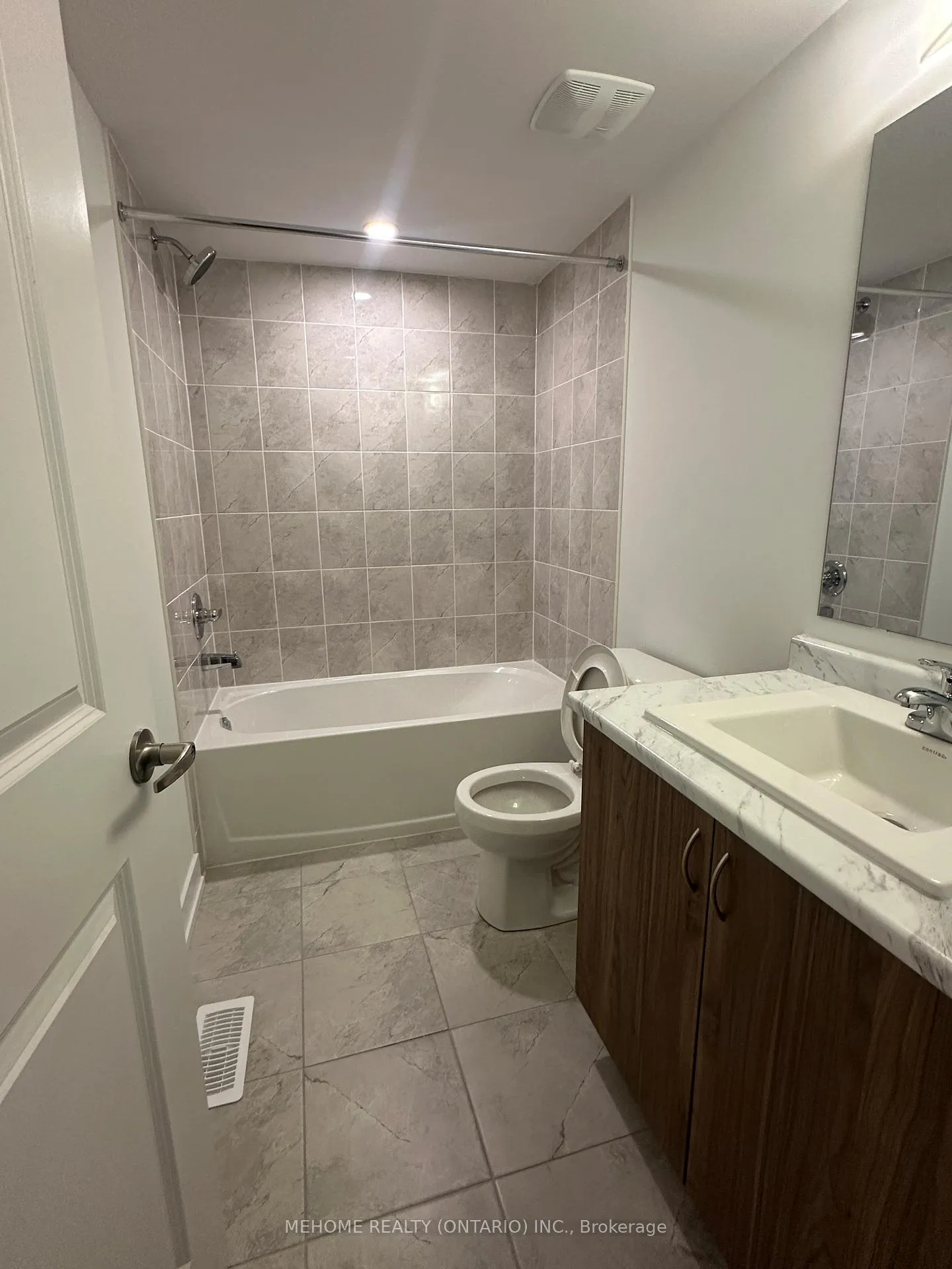 Photo 6 of 1806 Donald Cousens Parkway, Markham, Cornell — HOMEH