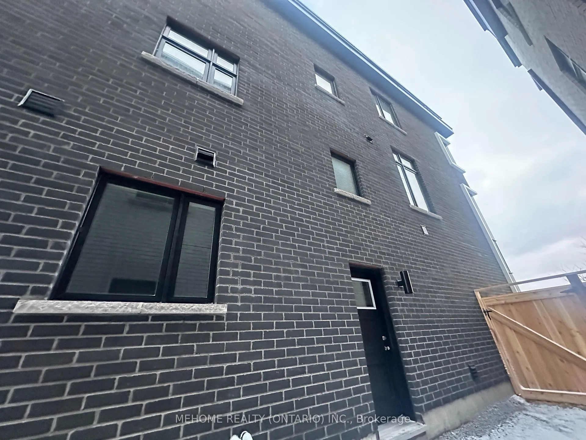 Photo 30 of 1806 Donald Cousens Parkway, Markham, Cornell — HOMEH