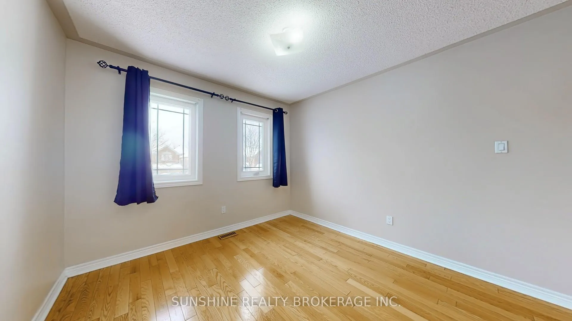 Photo 36 of 115 Elvira Crescent, Markham, Rouge River Estates — HOMEH