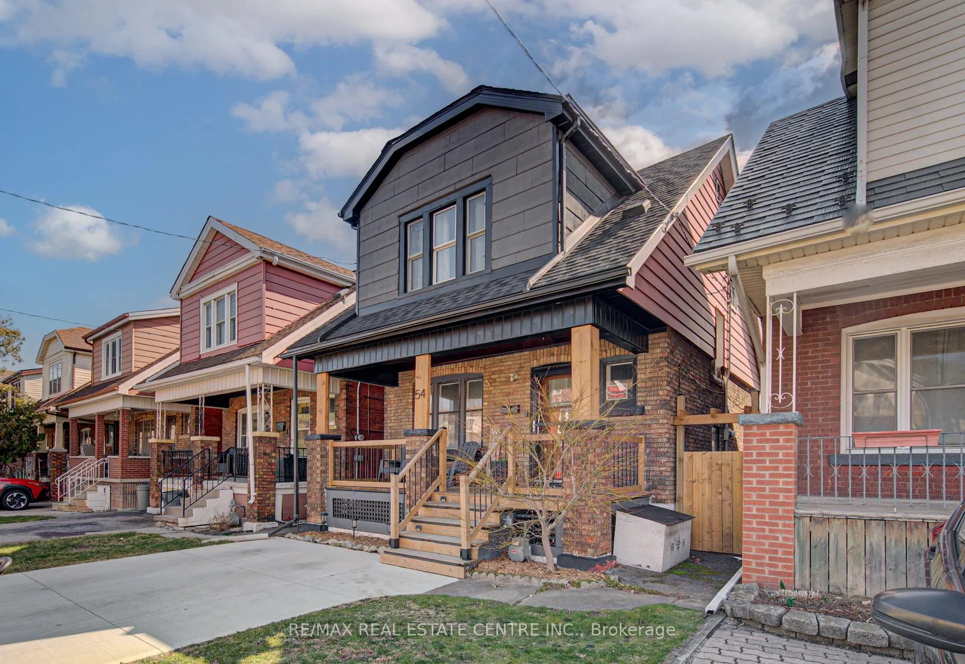 Photo 2 of 54 Belmont Avenue, Hamilton, Crown Point — HOMEH