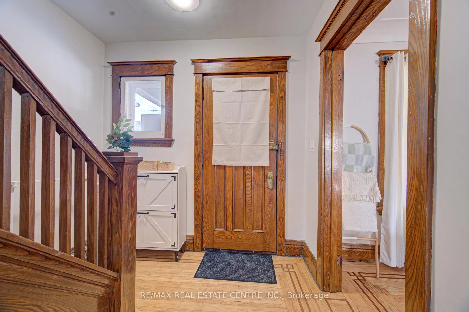 Photo 8 of 54 Belmont Avenue, Hamilton, Crown Point — HOMEH