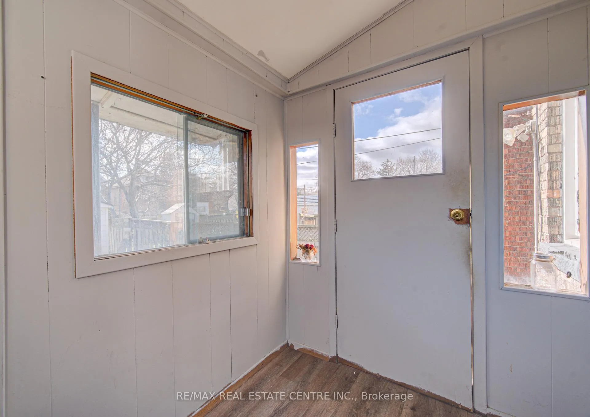Photo 40 of 54 Belmont Avenue, Hamilton, Crown Point — HOMEH