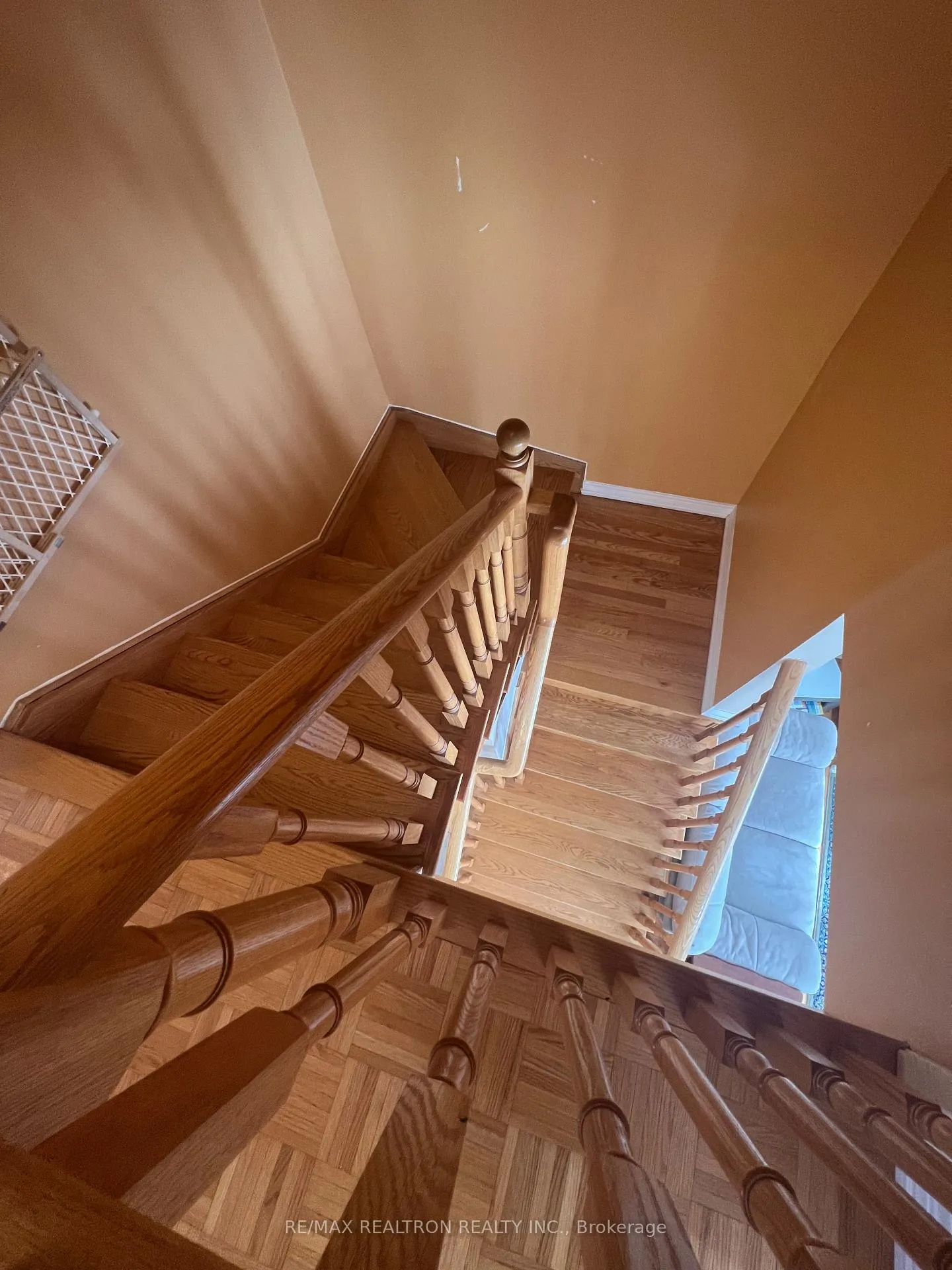 Photo 11 of 29 Pexton Avenue, Richmond Hill, Jefferson — HOMEH