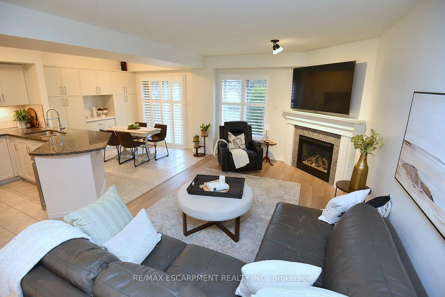 Photo 6 of Unit 35, 18 Cedar Street, Grimsby, Grimsby West — HOMEH