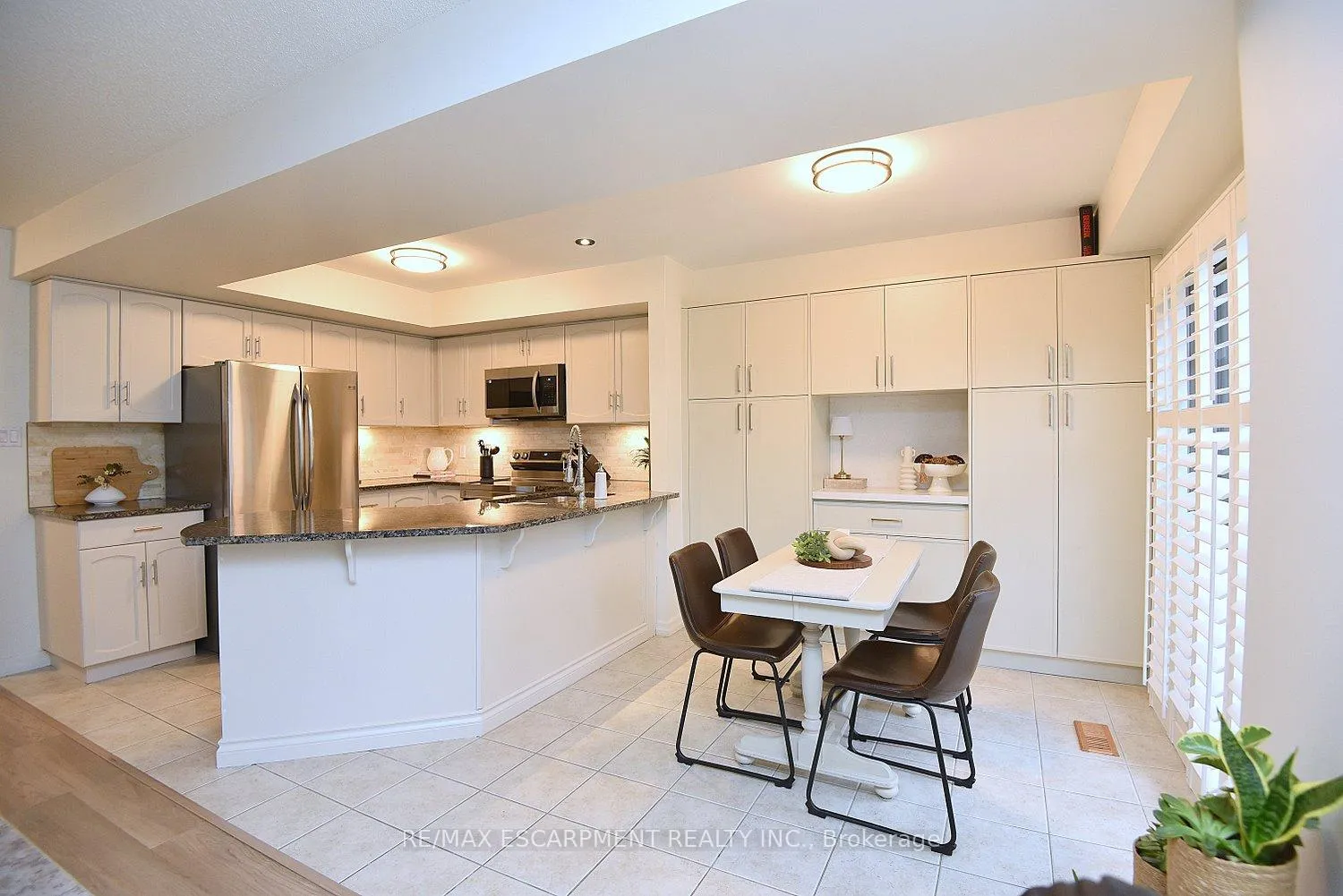 Photo 17 of Unit 35, 18 Cedar Street, Grimsby, Grimsby West — HOMEH