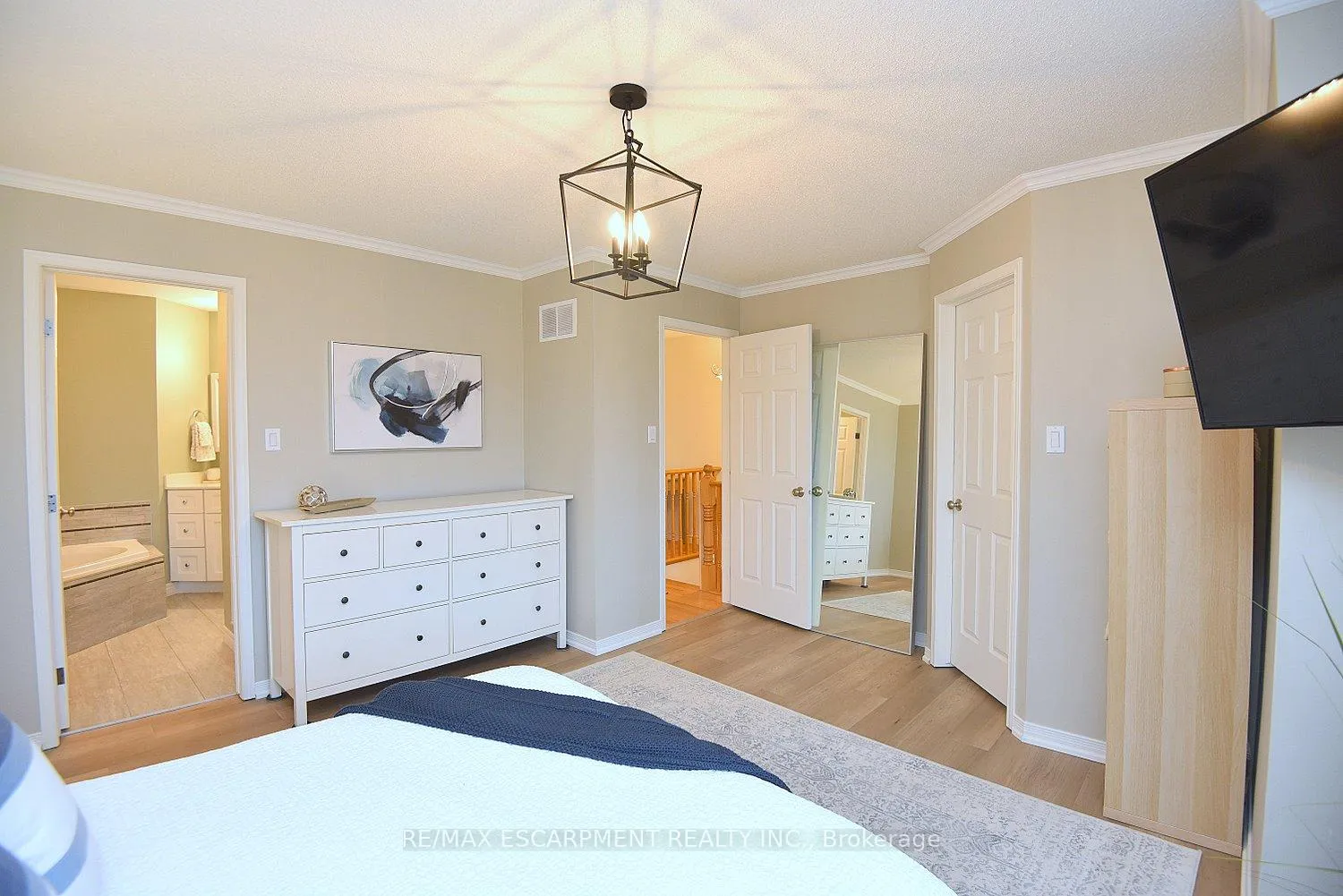 Photo 23 of Unit 35, 18 Cedar Street, Grimsby, Grimsby West — HOMEH