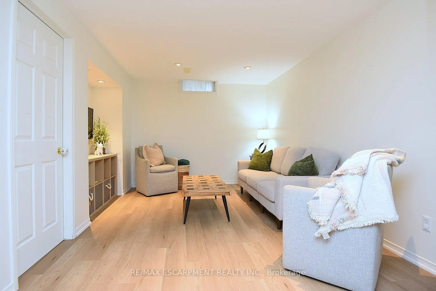 Photo 36 of Unit 35, 18 Cedar Street, Grimsby, Grimsby West — HOMEH