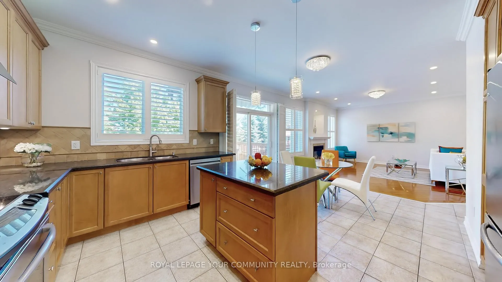 Photo 22 of 8 Candlewood Court, Markham, Greensborough — HOMEH