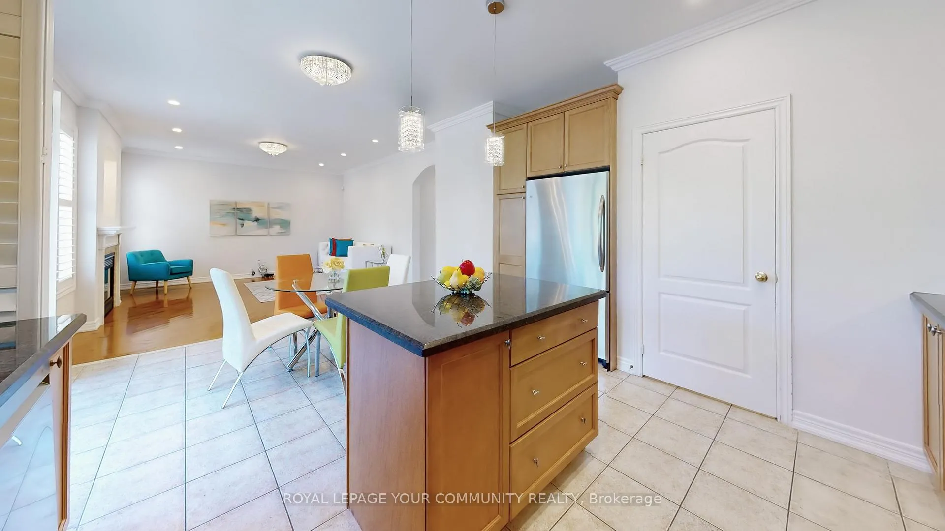 Photo 23 of 8 Candlewood Court, Markham, Greensborough — HOMEH