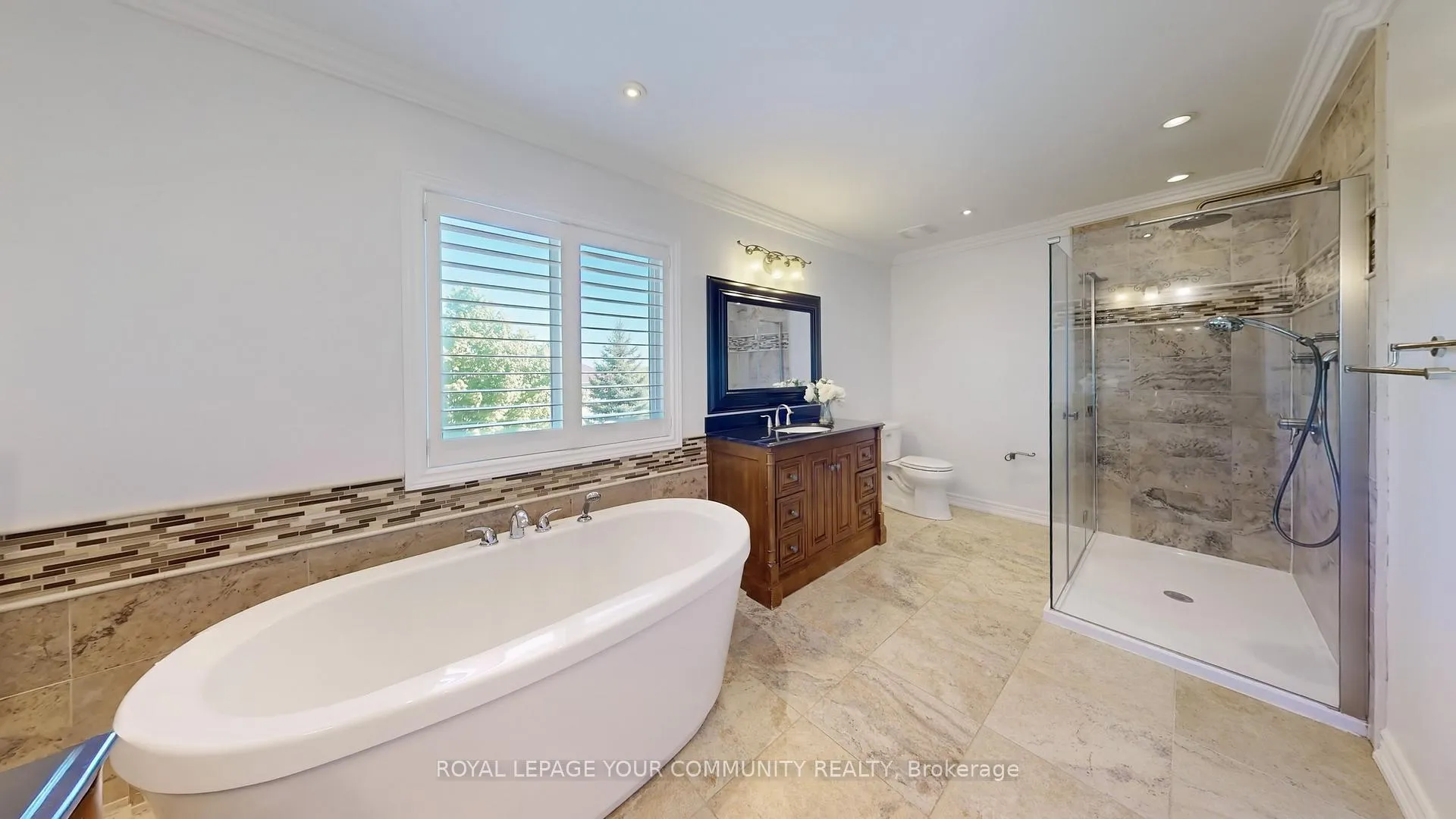 Photo 30 of 8 Candlewood Court, Markham, Greensborough — HOMEH