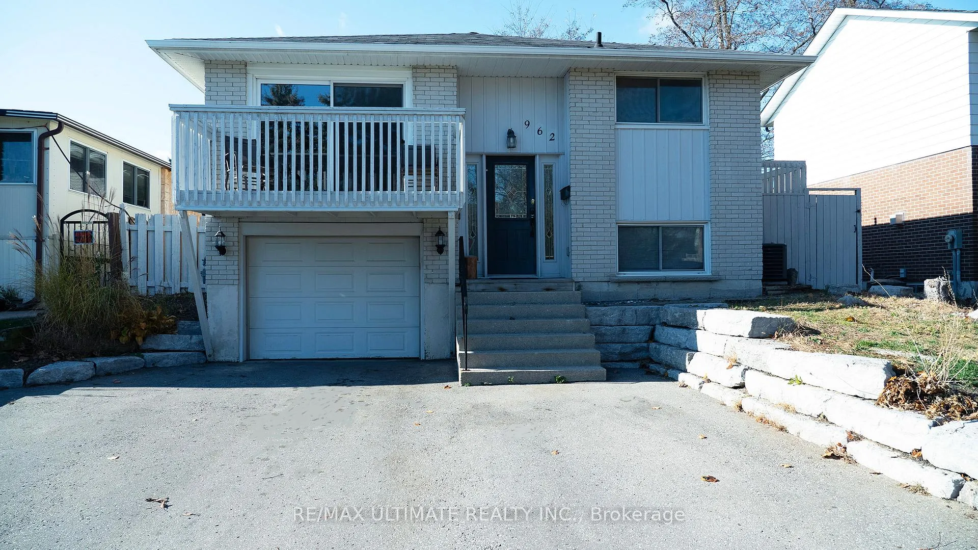 Photo 1 of 962 Central Park Boulevard N, Oshawa, Centennial — HOMEH