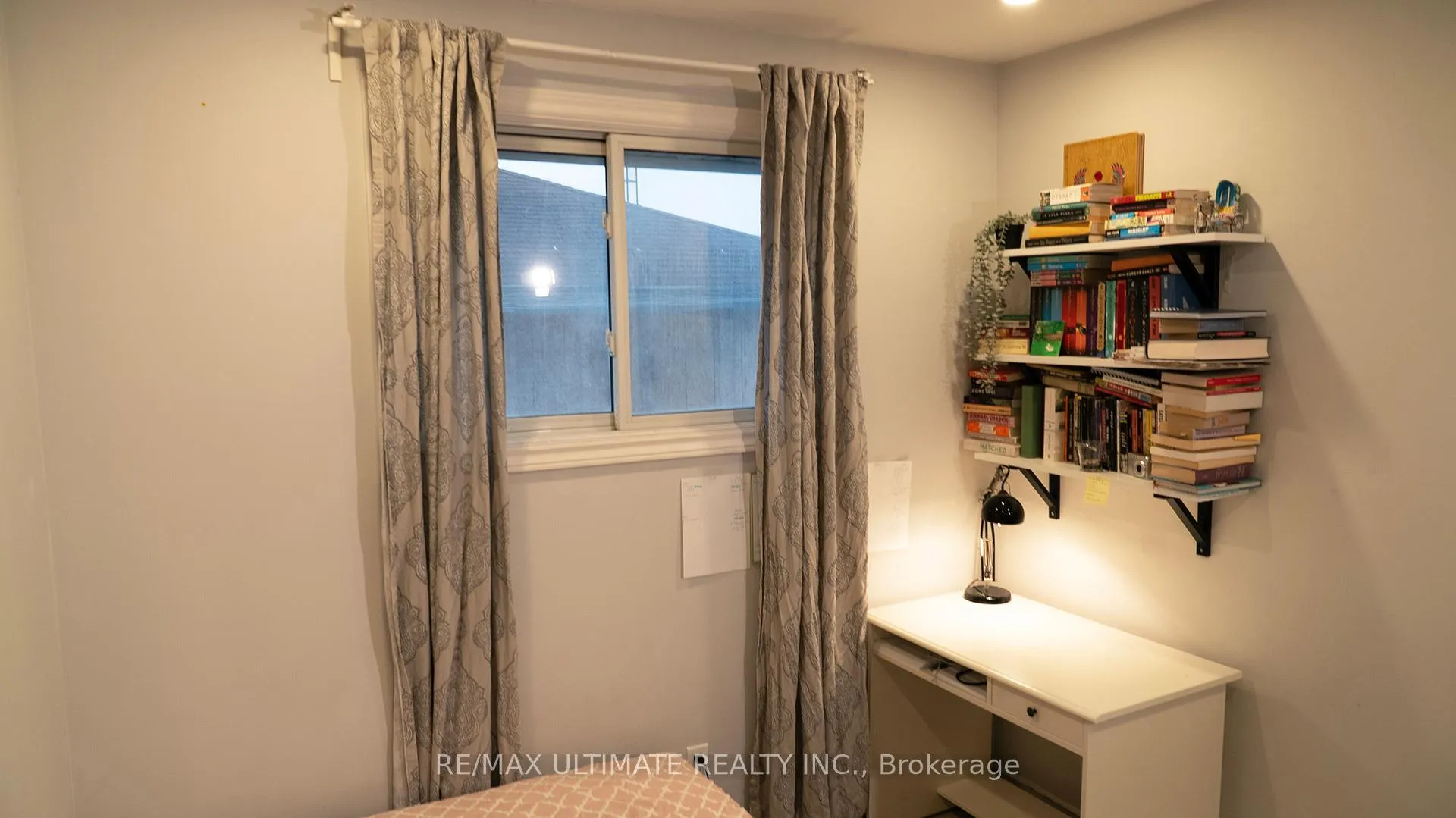 Photo 19 of 962 Central Park Boulevard N, Oshawa, Centennial — HOMEH