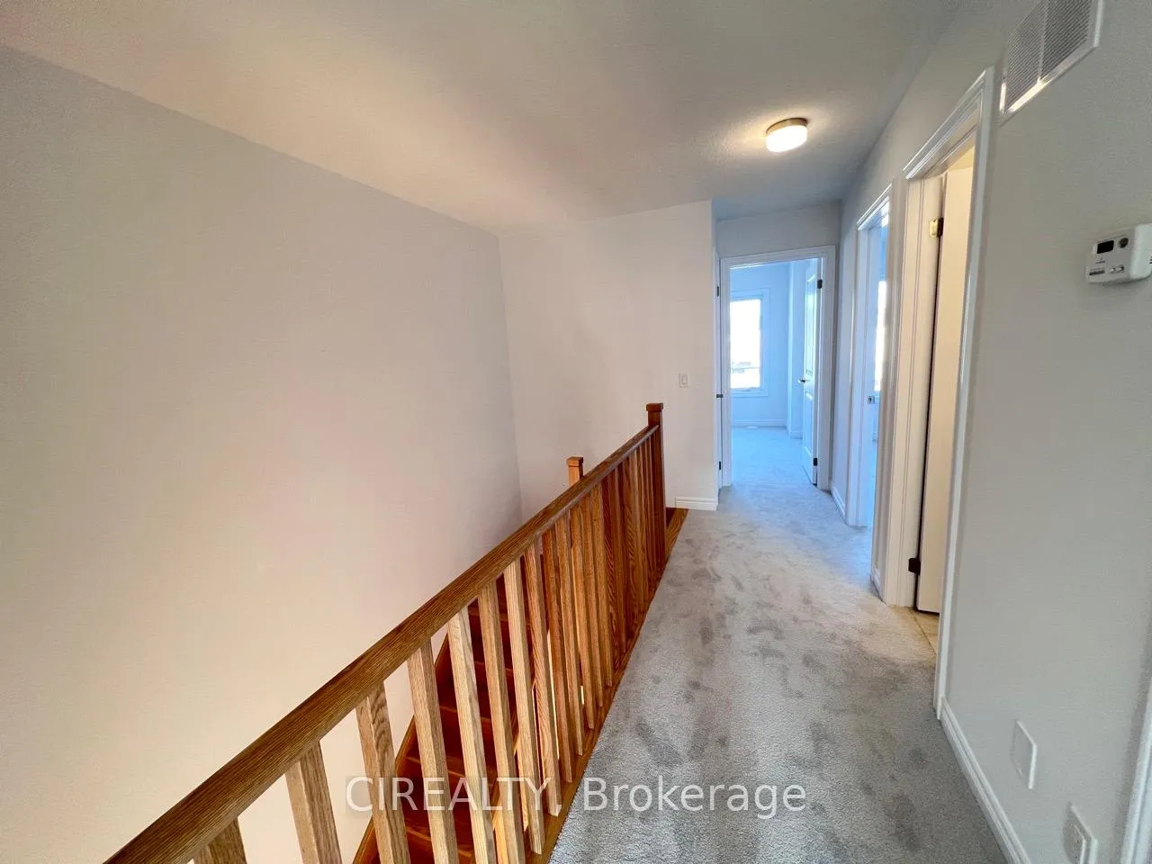 Photo 17 of 20 Sorbara Way, Whitby, Brooklin — HOMEH