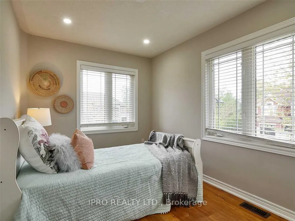 Photo 21 of 1919 Calvington Drive, Pickering, Highbush — HOMEH