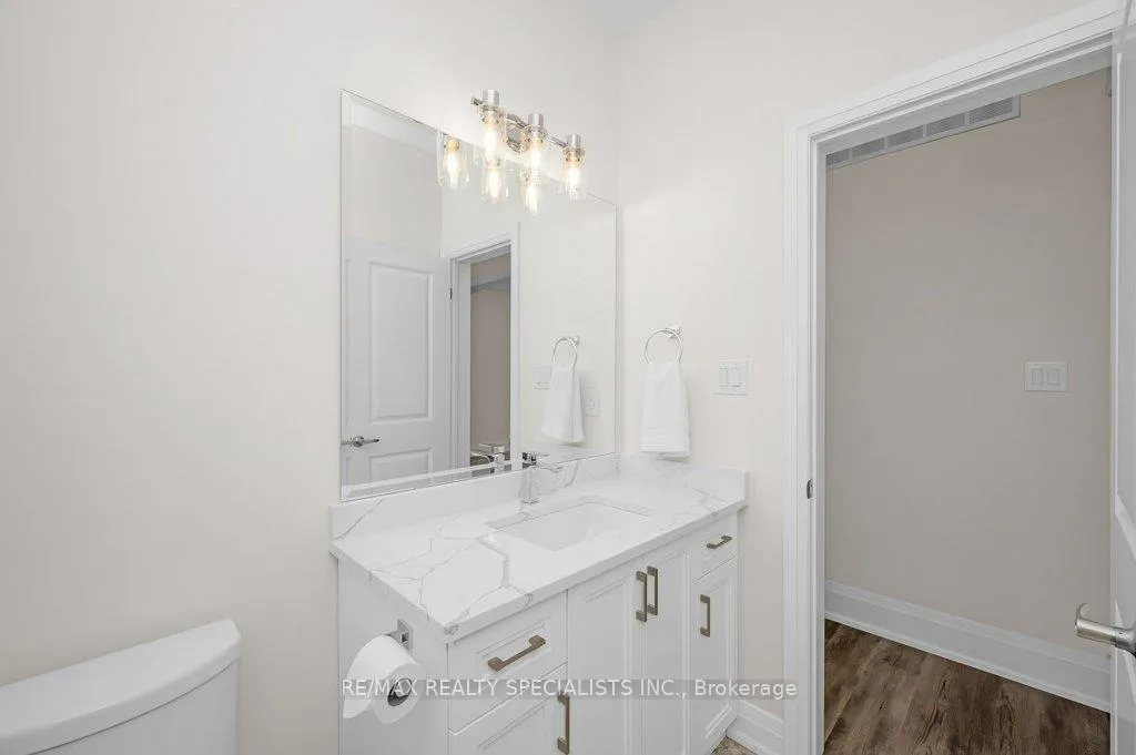 Photo 15 of 137 Peter Street, Hamilton, Strathcona — HOMEH