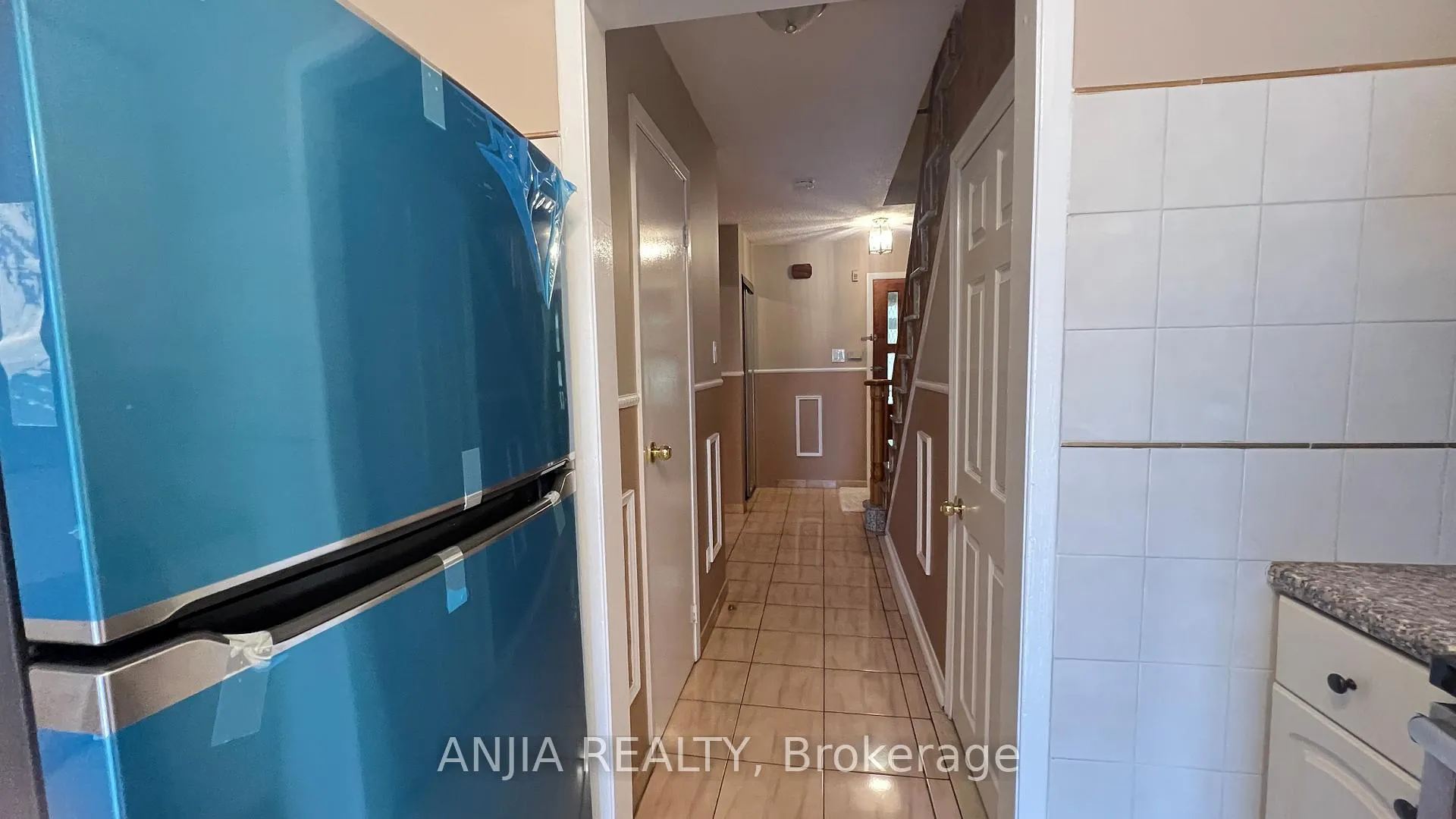 Photo 8 of 5 Forbes Crescent, Markham, Milliken Mills East — HOMEH