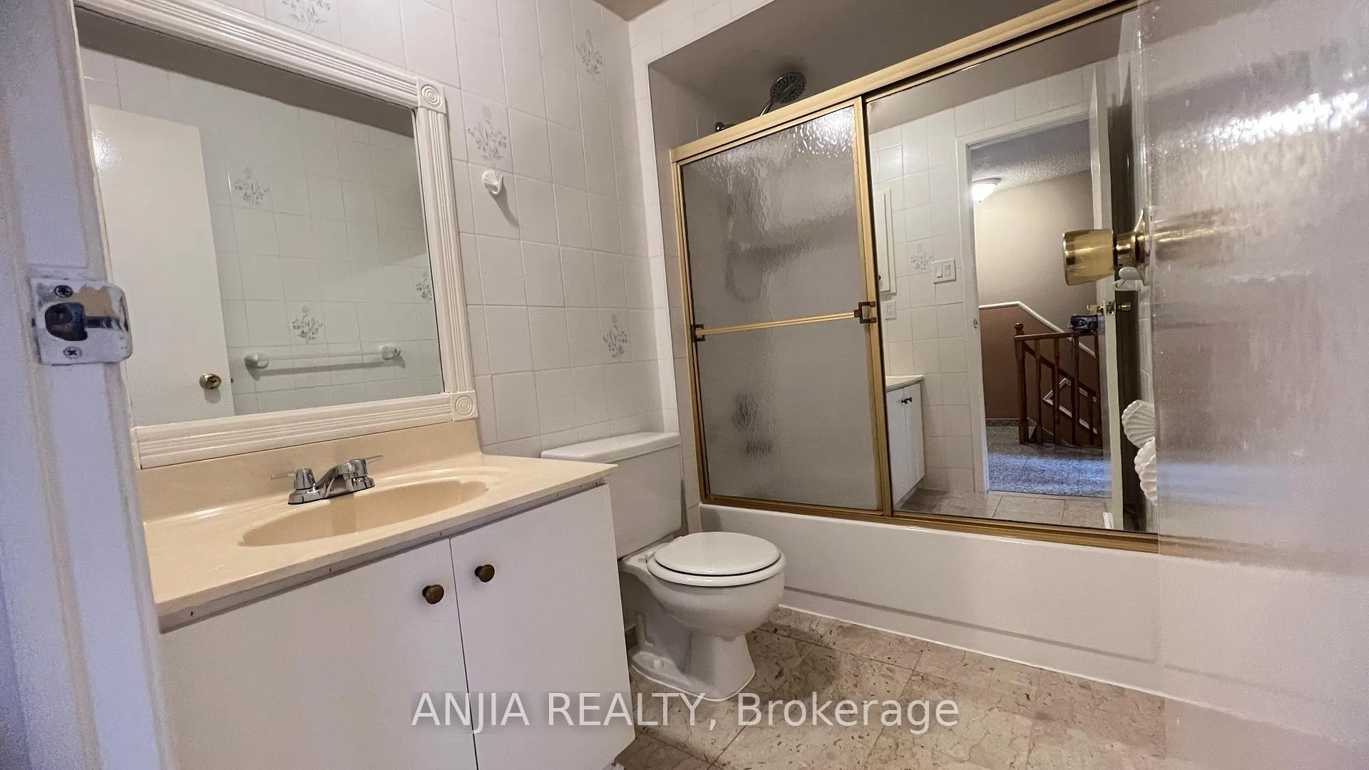 Photo 16 of 5 Forbes Crescent, Markham, Milliken Mills East — HOMEH