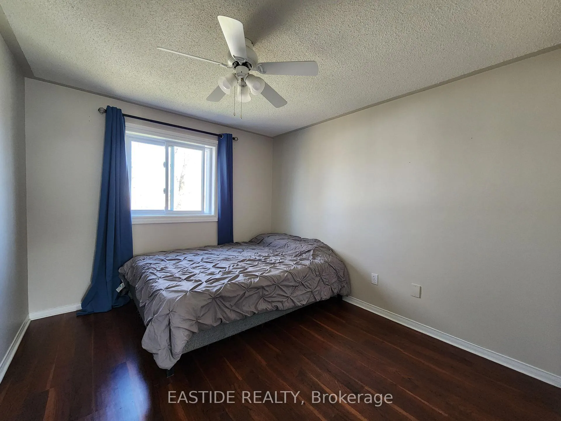 Photo 7 of 82 Hooper Square, Clarington, Bowmanville — HOMEH