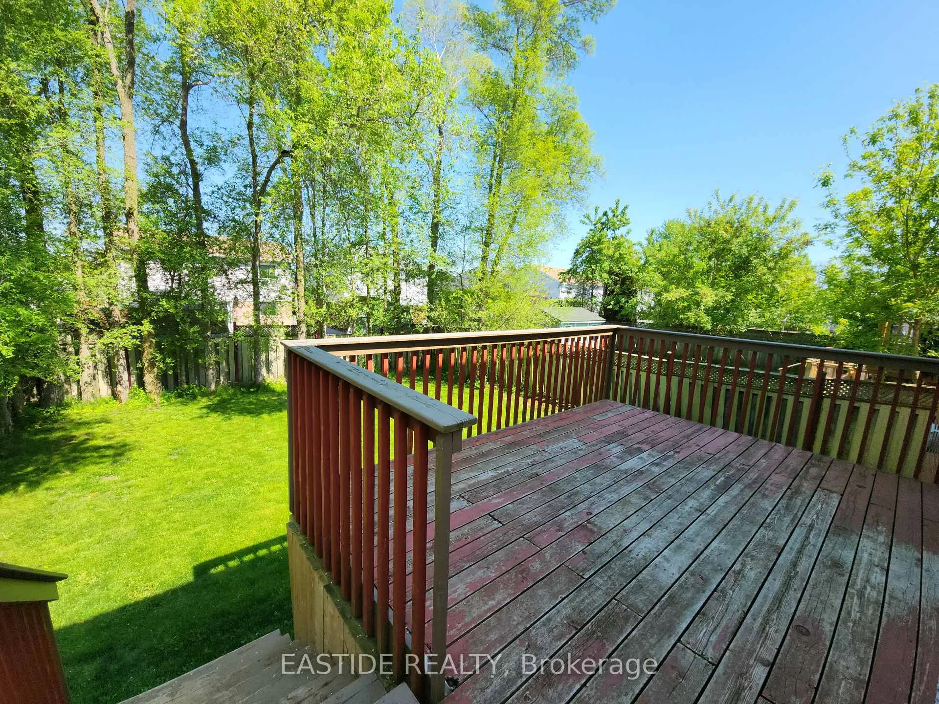 Photo 20 of 82 Hooper Square, Clarington, Bowmanville — HOMEH