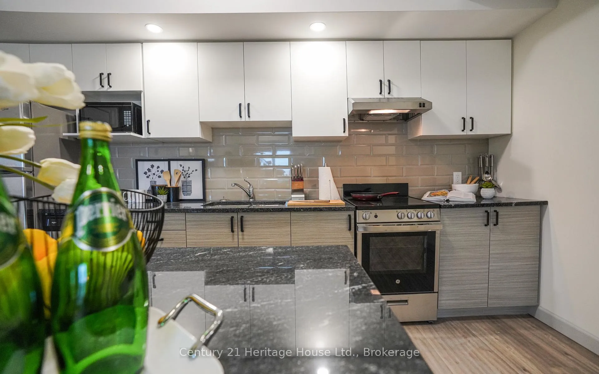 Photo 7 of Unit 2608, 203 Albert Street, Waterloo, Beechwood/University — HOMEH