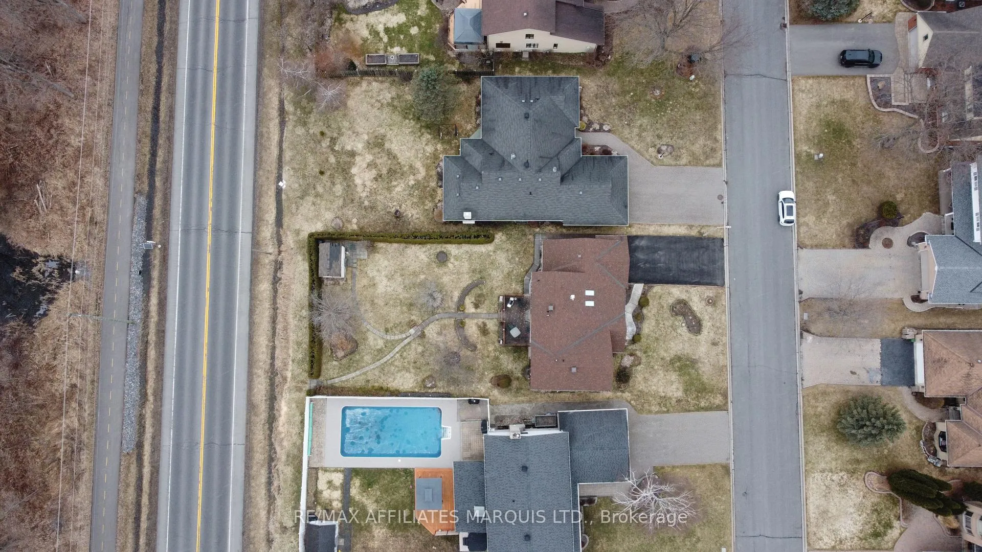 Photo 2 of 1717 Blakely Drive, Cornwall — HOMEH