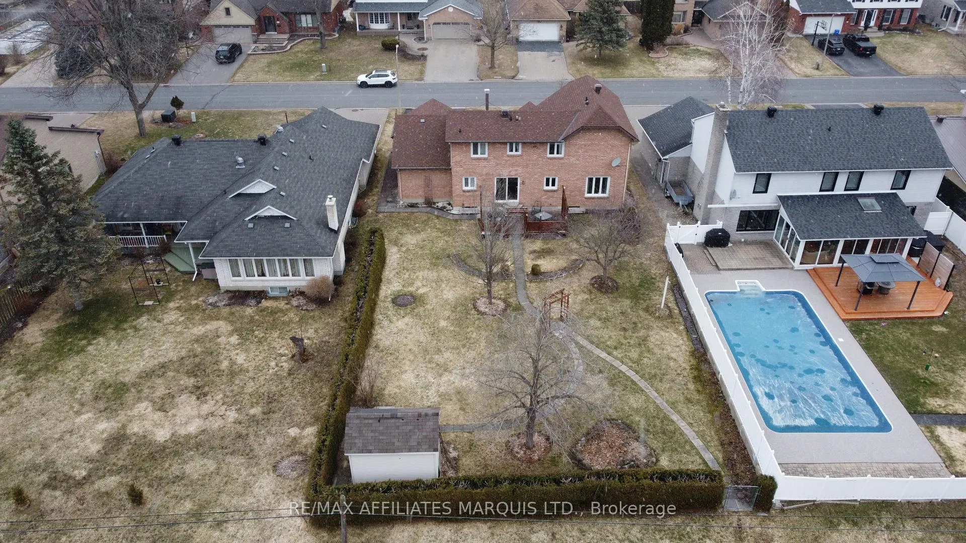 Photo 3 of 1717 Blakely Drive, Cornwall — HOMEH