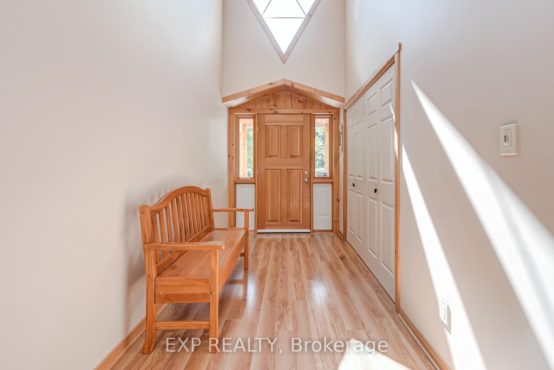Photo 6 of 15 Linda Road, Georgina, Baldwin — HOMEH