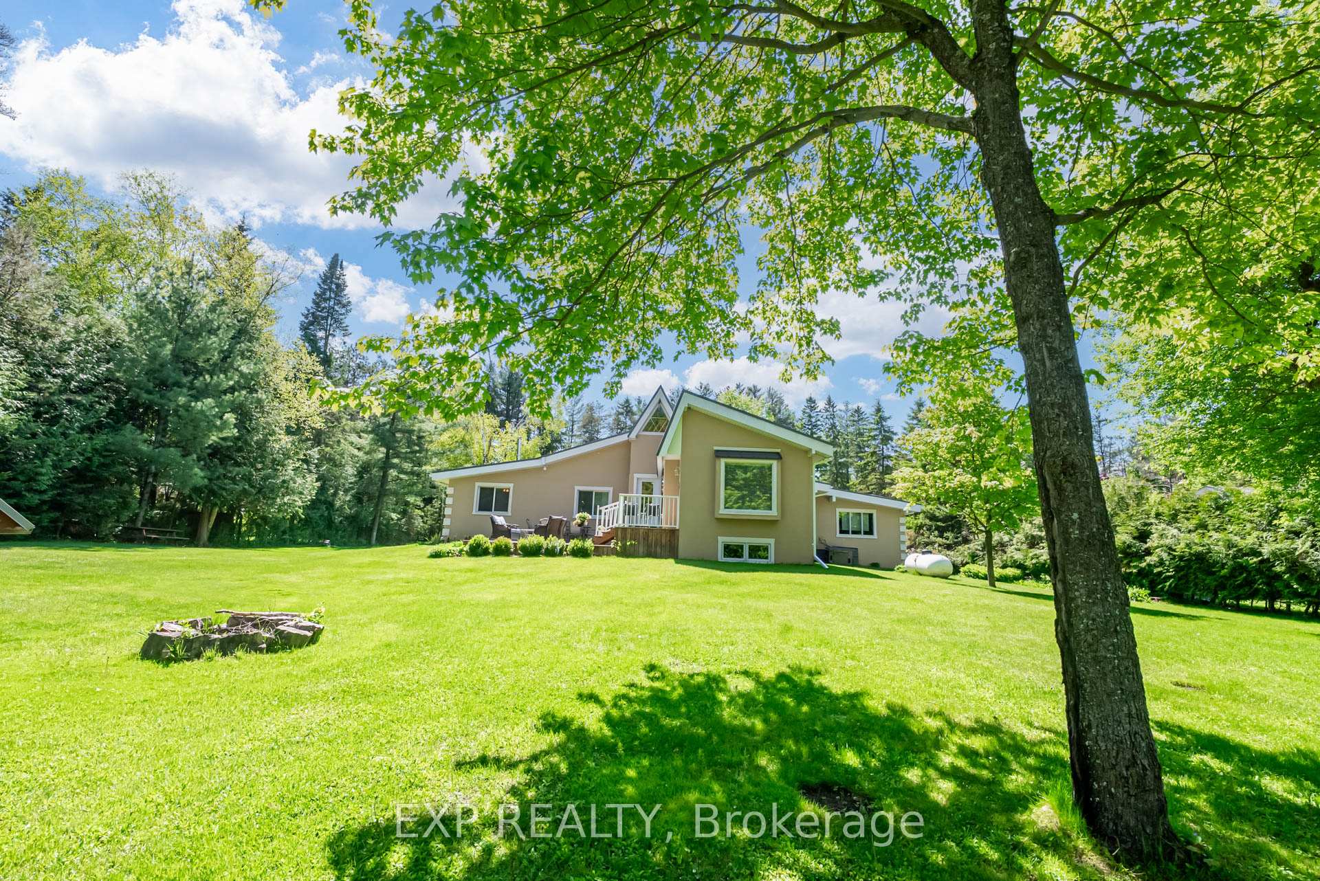 Photo 43 of 15 Linda Road, Georgina, Baldwin — HOMEH