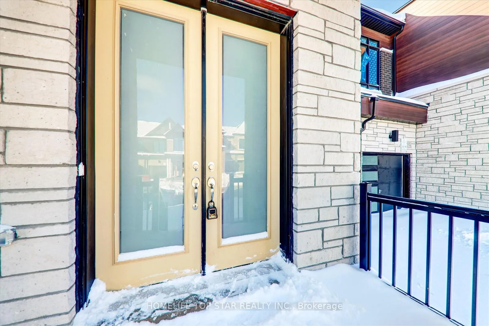 Photo 3 of 2972 Seagrass Street, Pickering, Rural Pickering — HOMEH