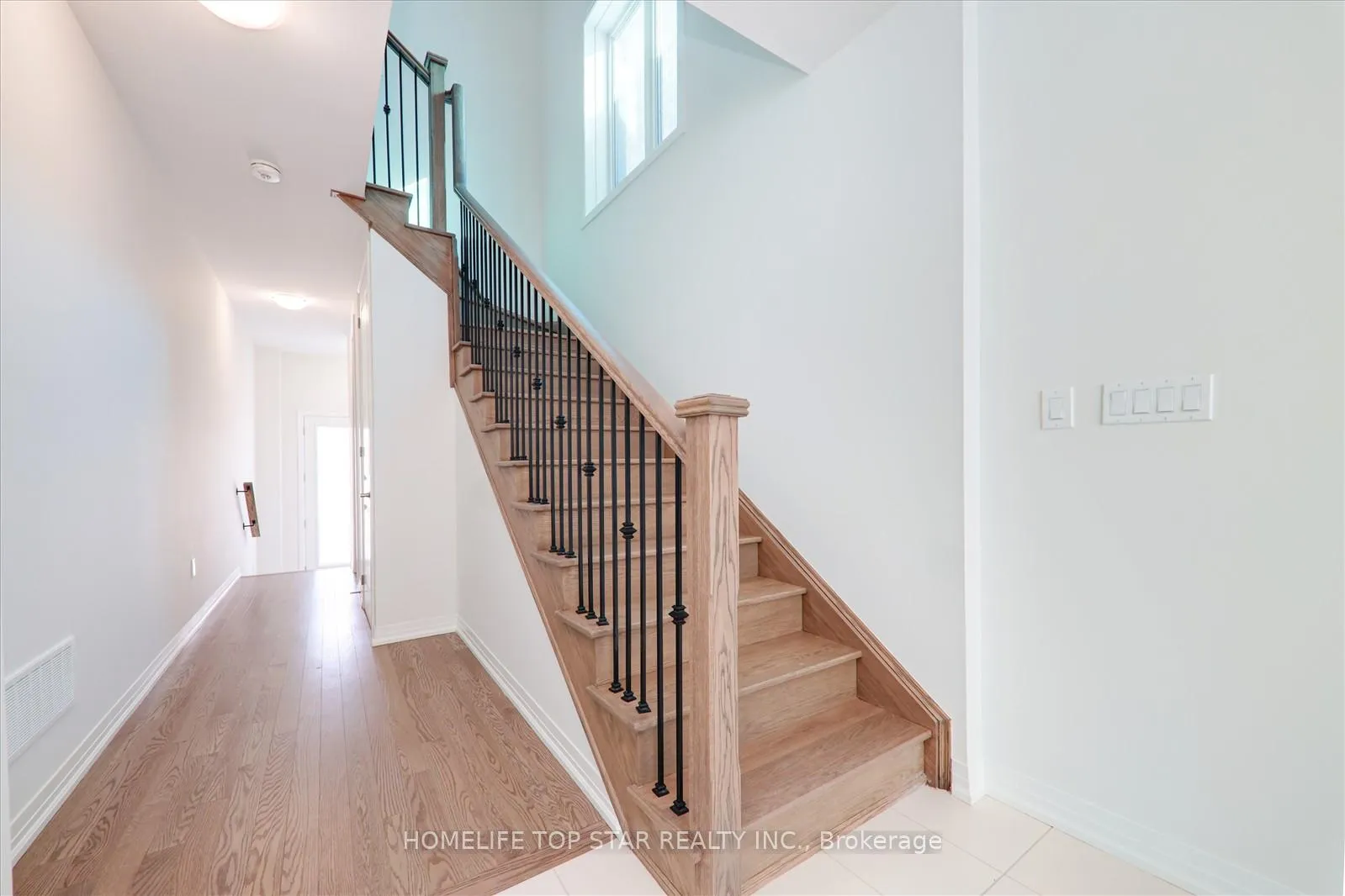 Photo 7 of 2972 Seagrass Street, Pickering, Rural Pickering — HOMEH