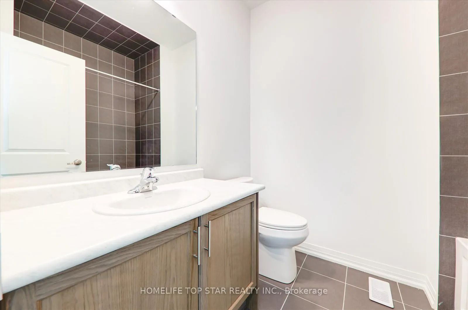 Photo 23 of 2972 Seagrass Street, Pickering, Rural Pickering — HOMEH
