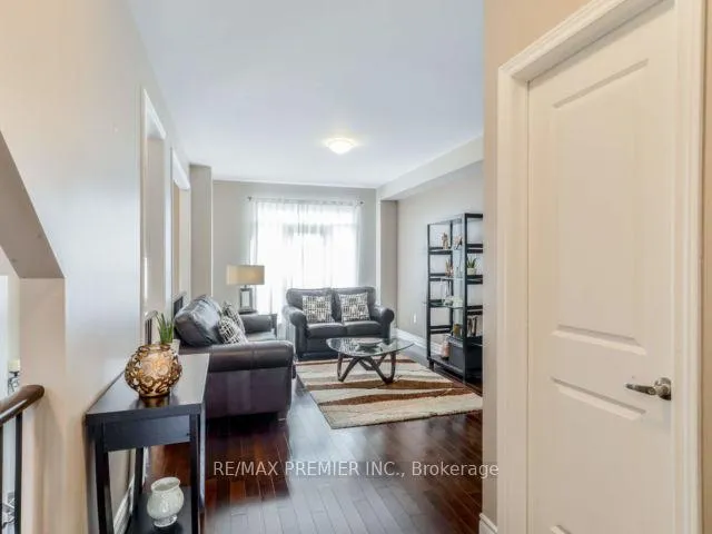 Photo 4 of 131 Hansard Drive, Vaughan, Vellore Village — HOMEH