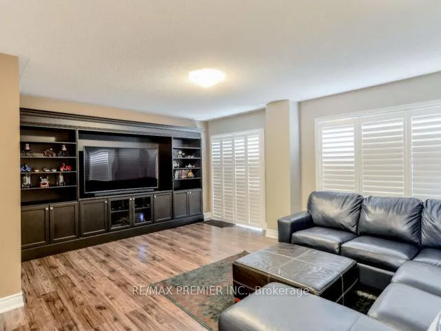 Photo 20 of 131 Hansard Drive, Vaughan, Vellore Village — HOMEH