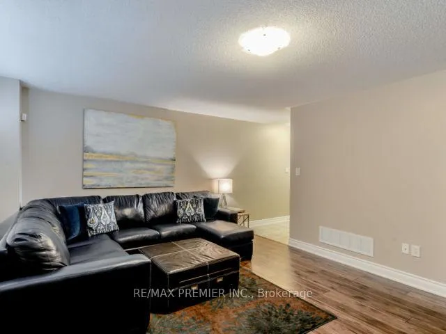 Photo 21 of 131 Hansard Drive, Vaughan, Vellore Village — HOMEH