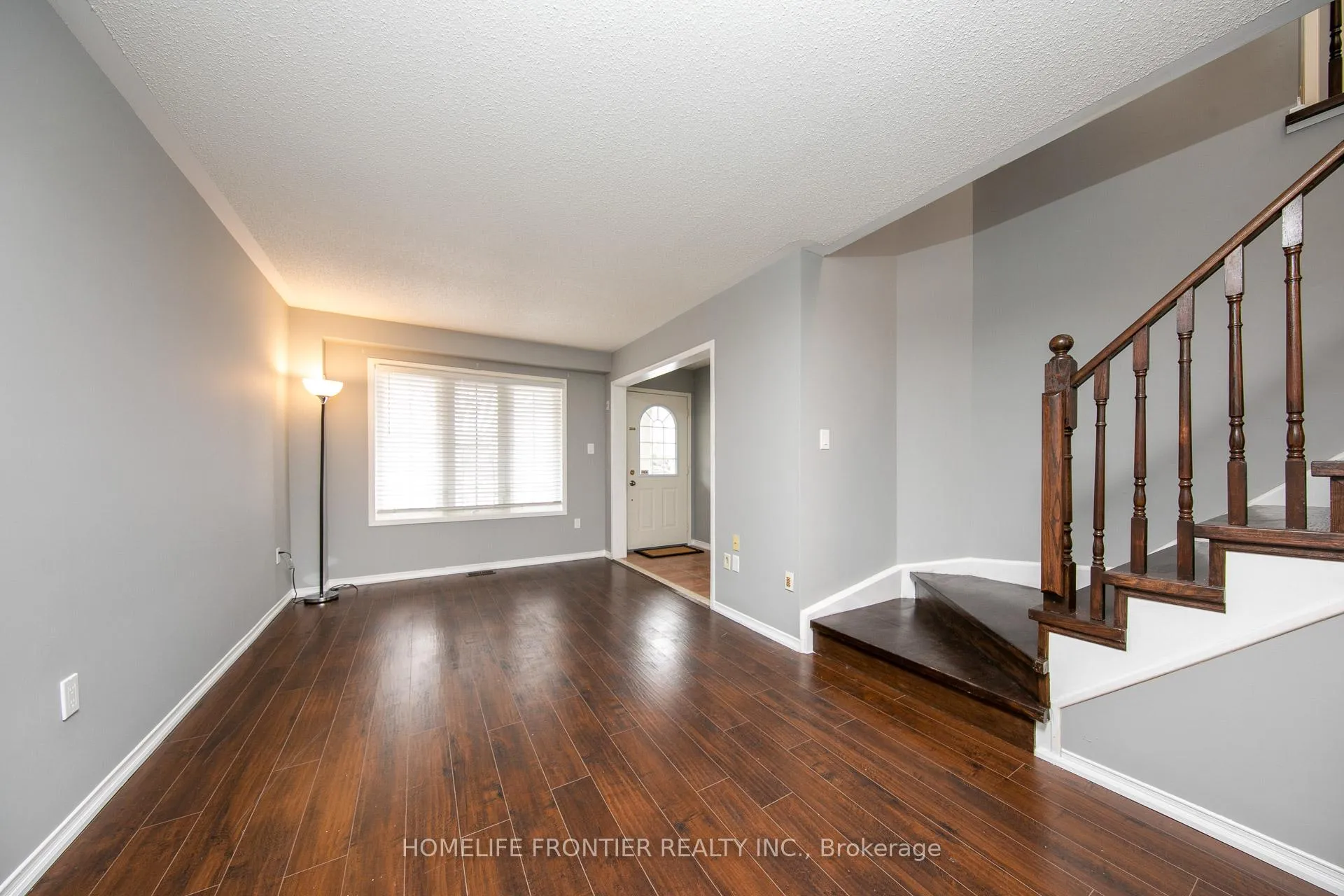 Photo 4 of 119 Norland Circle, Oshawa, Windfields — HOMEH