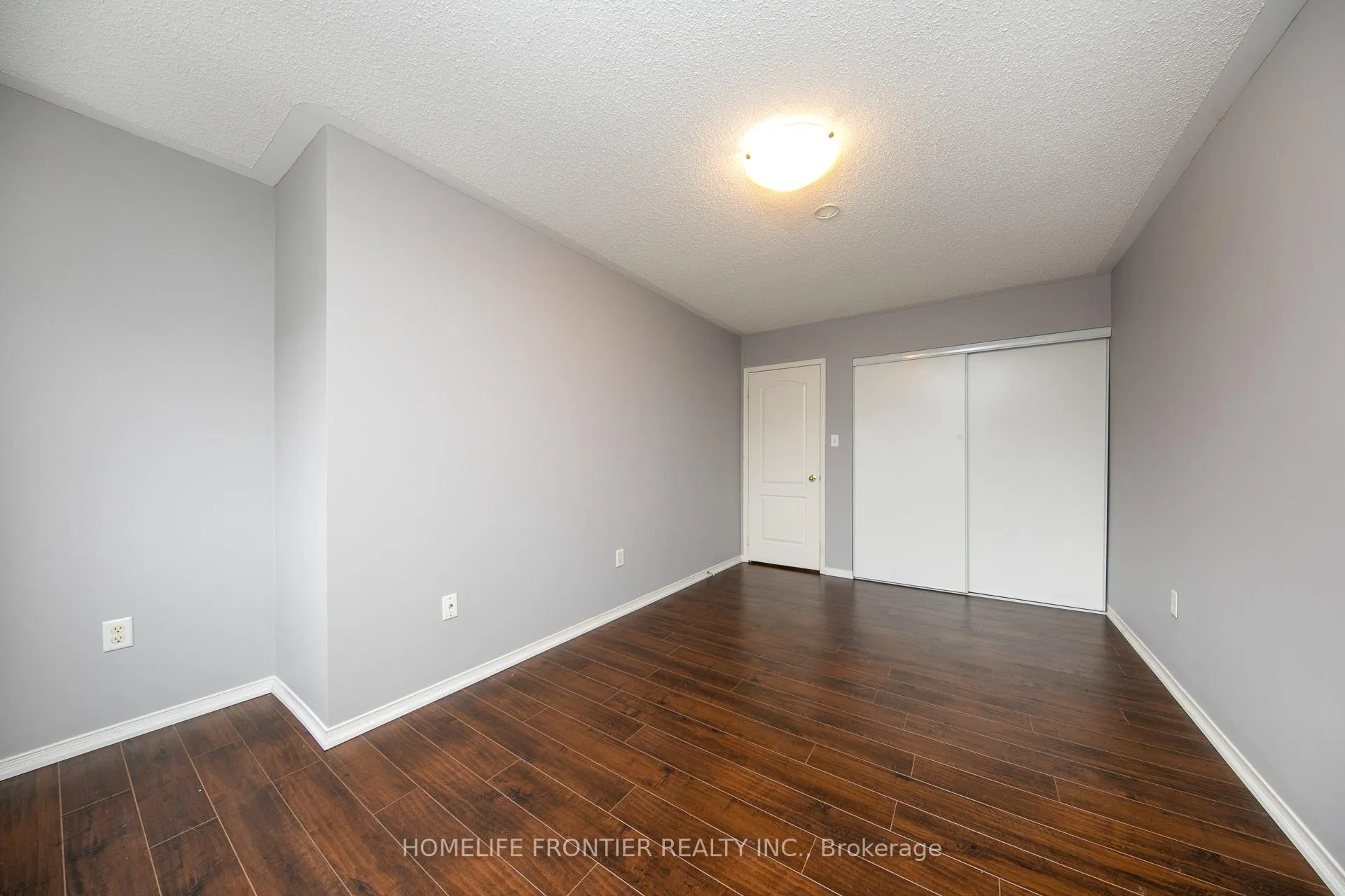 Photo 17 of 119 Norland Circle, Oshawa, Windfields — HOMEH
