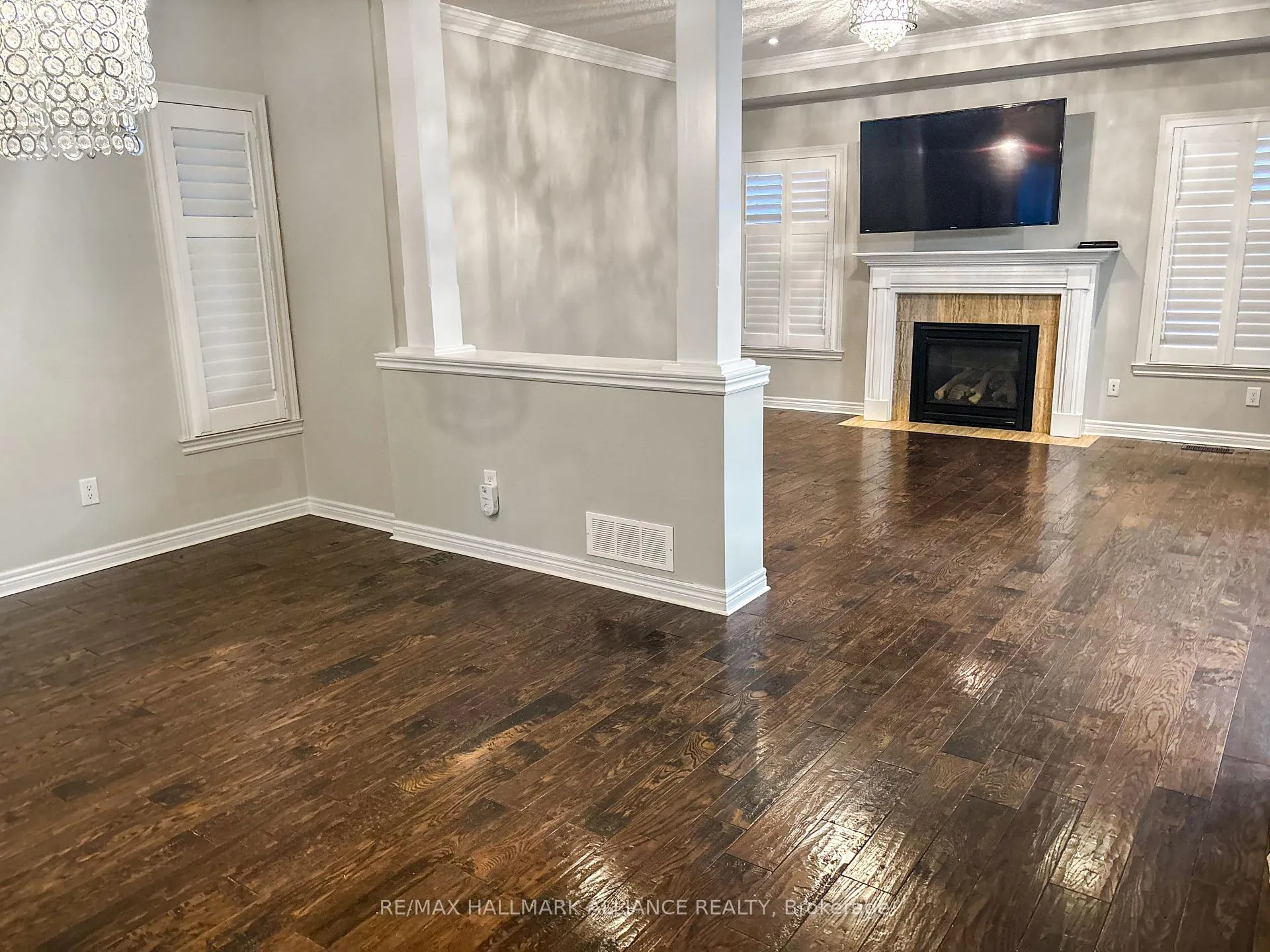 Photo 6 of 29 Springwood Drive, Hamilton, Stoney Creek — HOMEH