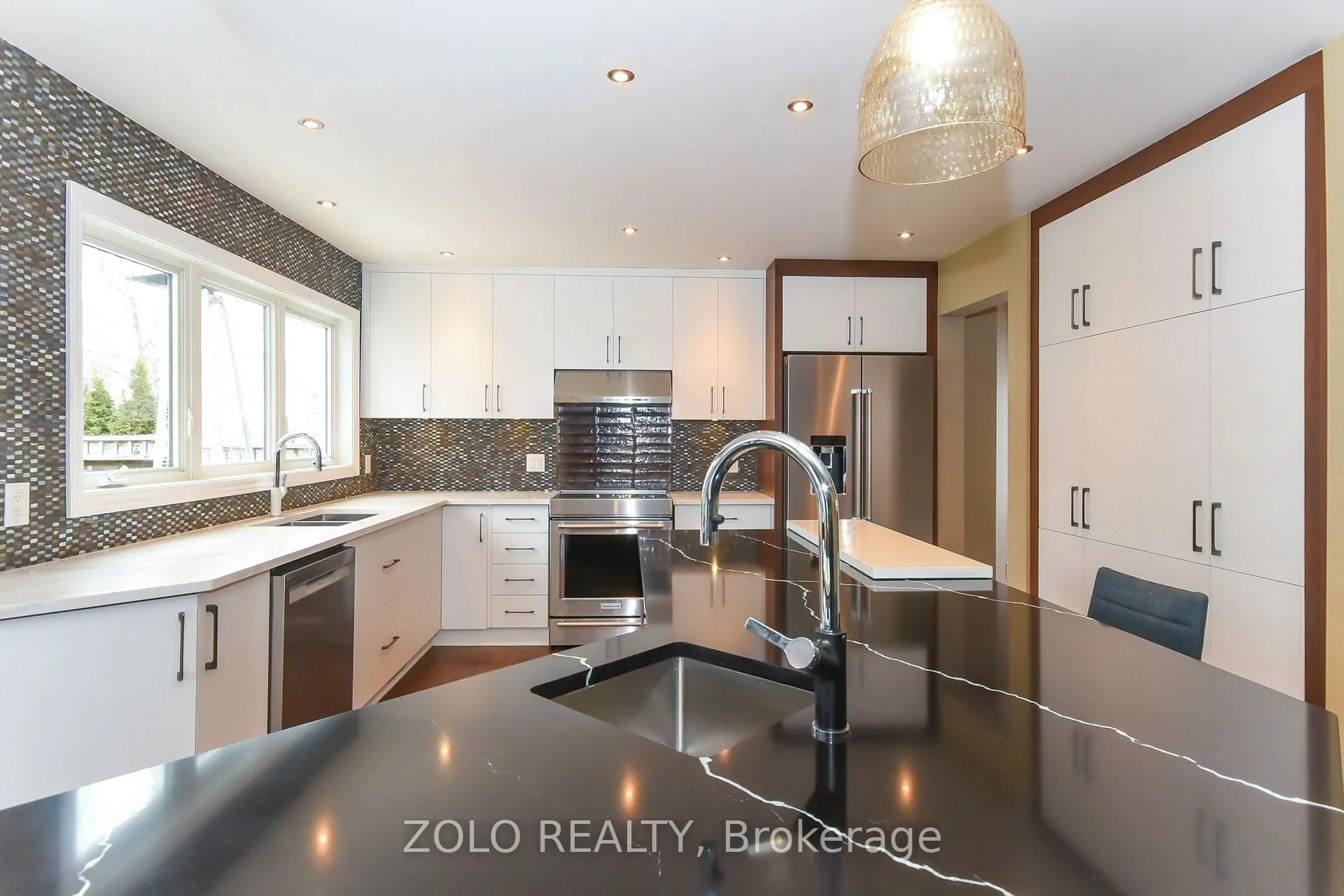 Photo 3 of 1392 Talcy Crescent, Ottawa, Fallingbrook/Ridgemount — HOMEH
