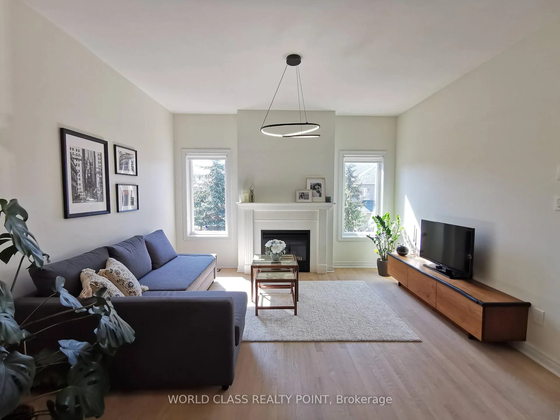 Photo 1 of 122 Gamble Glen Crescent, Richmond Hill, Westbrook — HOMEH