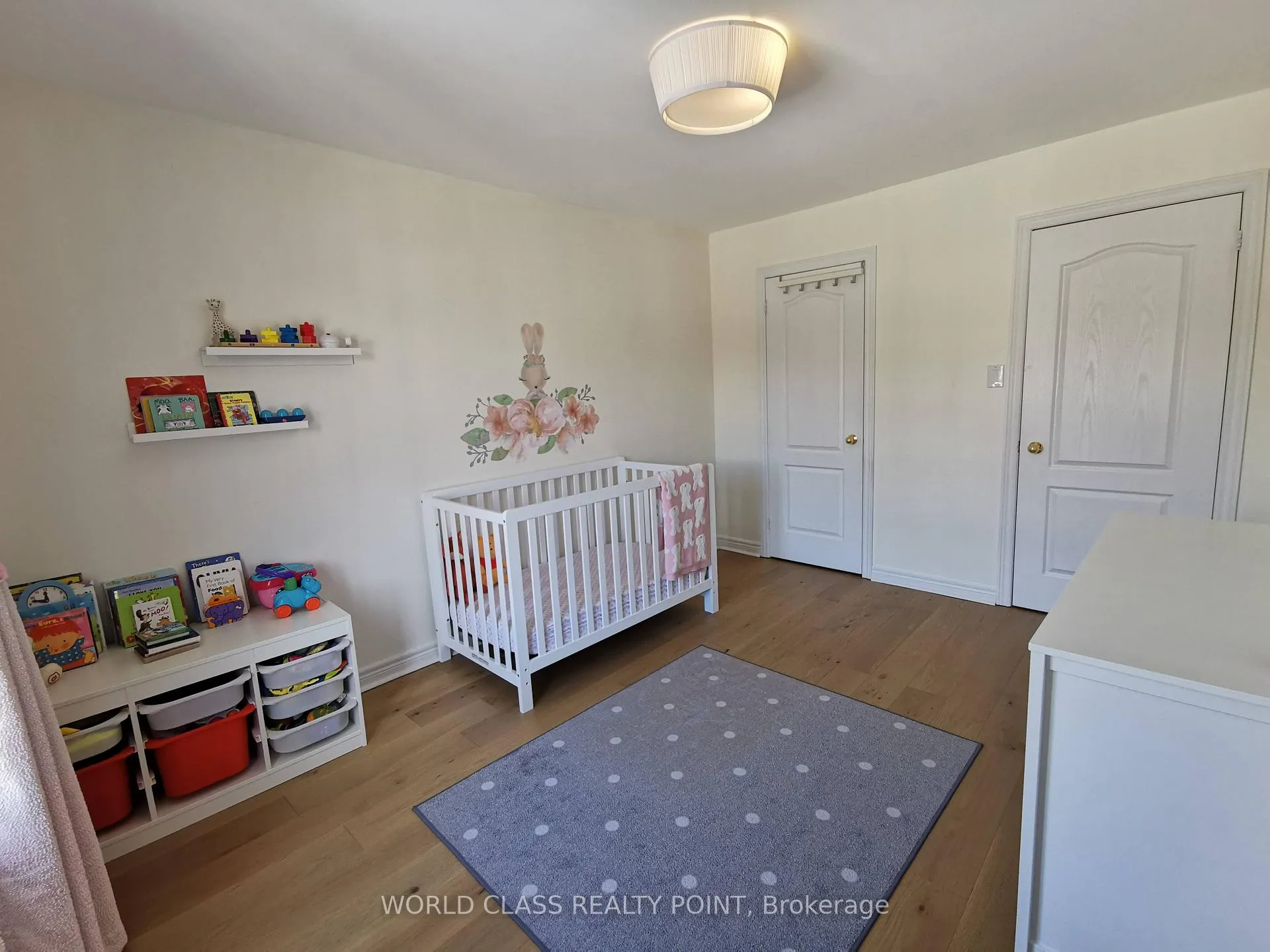 Photo 19 of 122 Gamble Glen Crescent, Richmond Hill, Westbrook — HOMEH