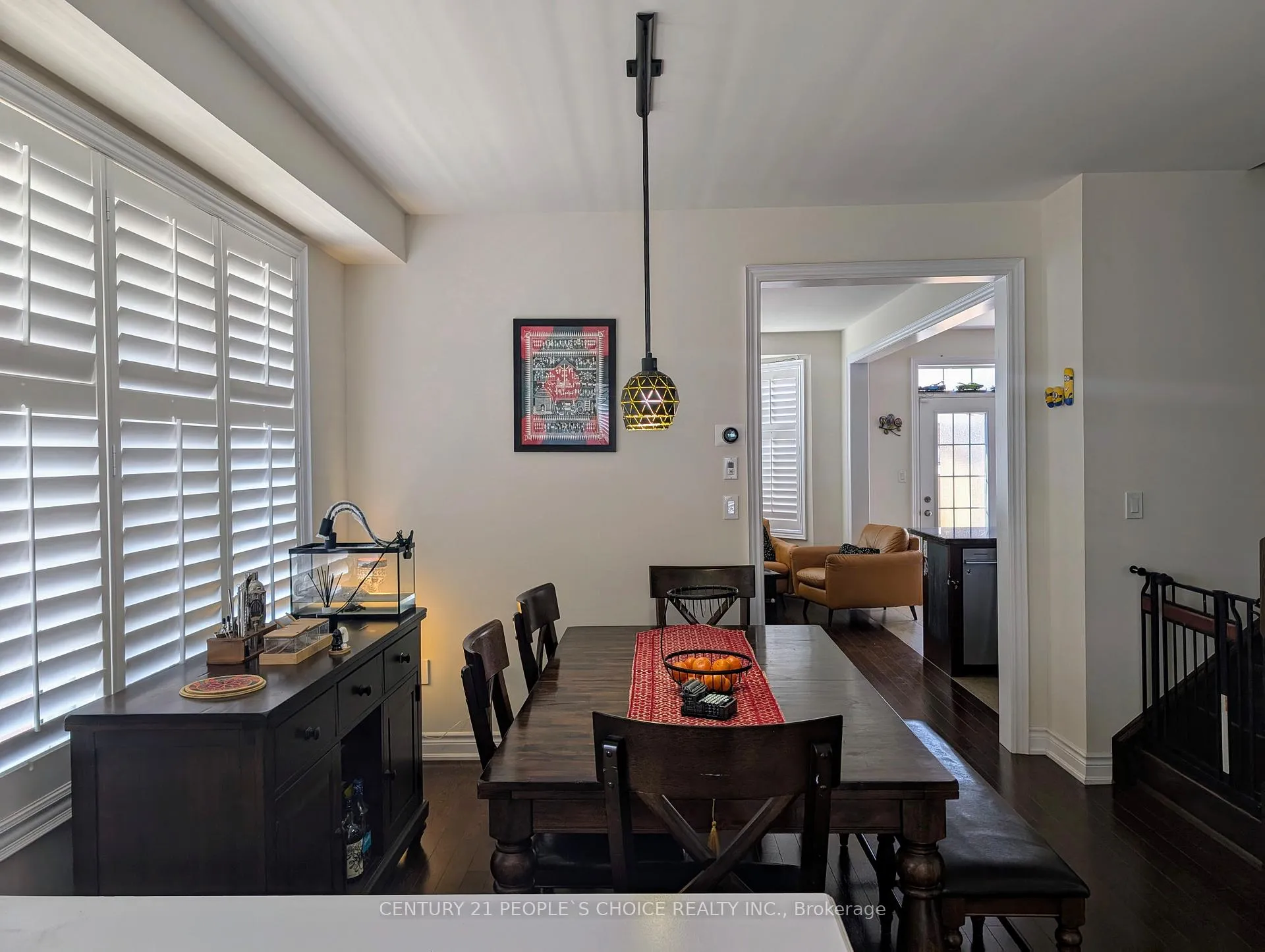 Photo 3 of 616 Barons Street, Vaughan, Kleinburg — HOMEH