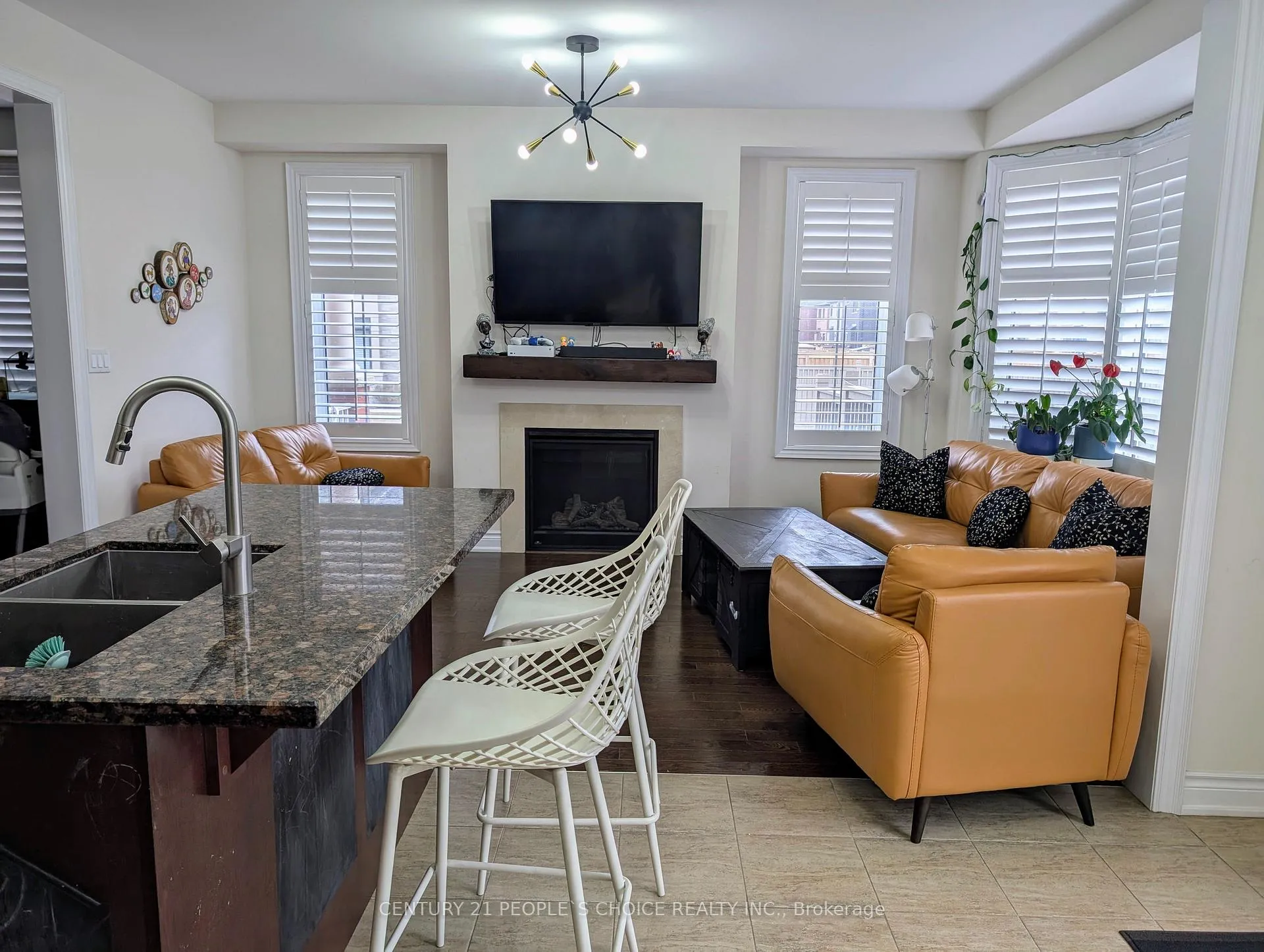 Photo 6 of 616 Barons Street, Vaughan, Kleinburg — HOMEH