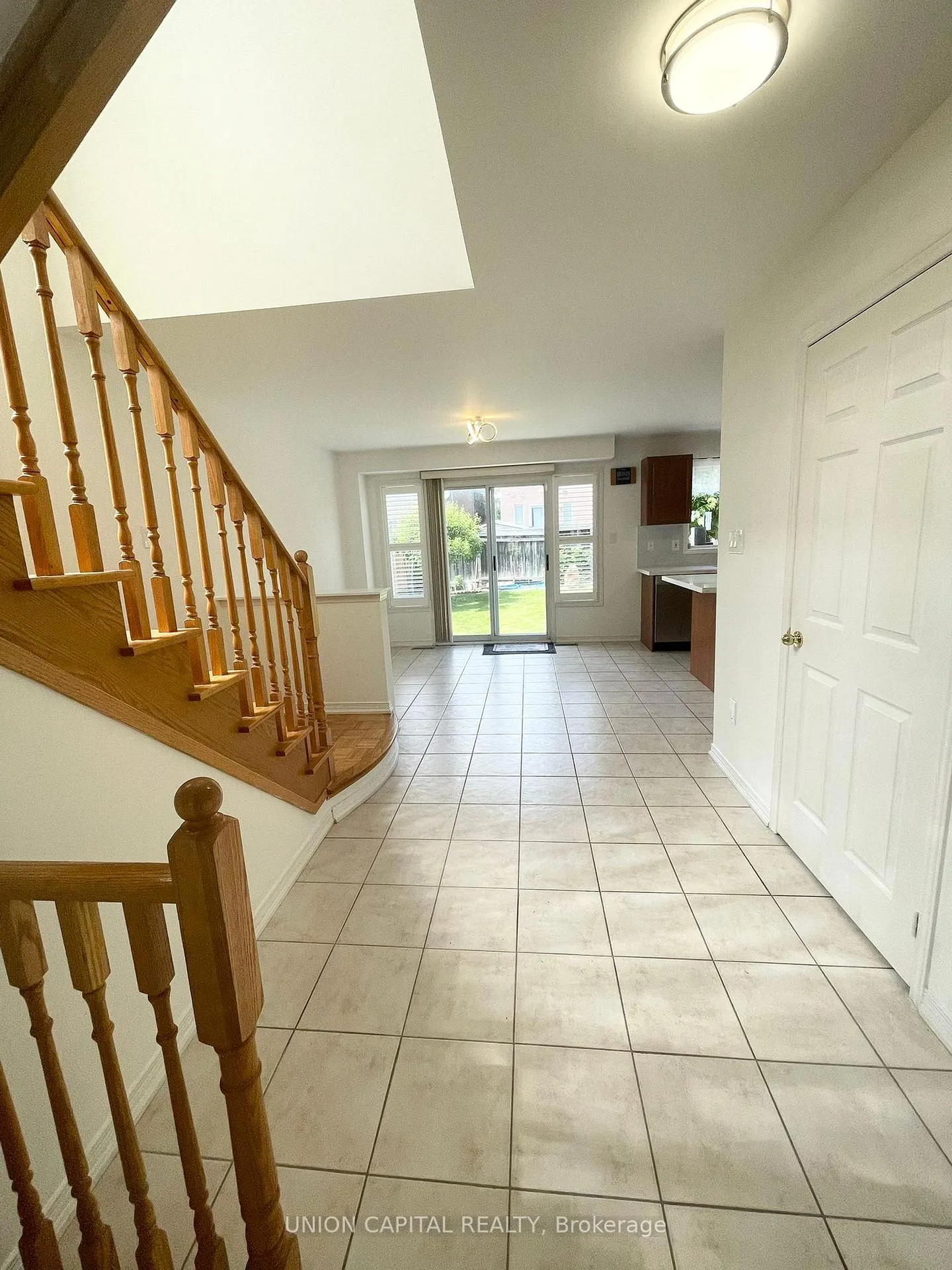 Photo 4 of 91 Starr Crescent, Aurora, Bayview Wellington — HOMEH